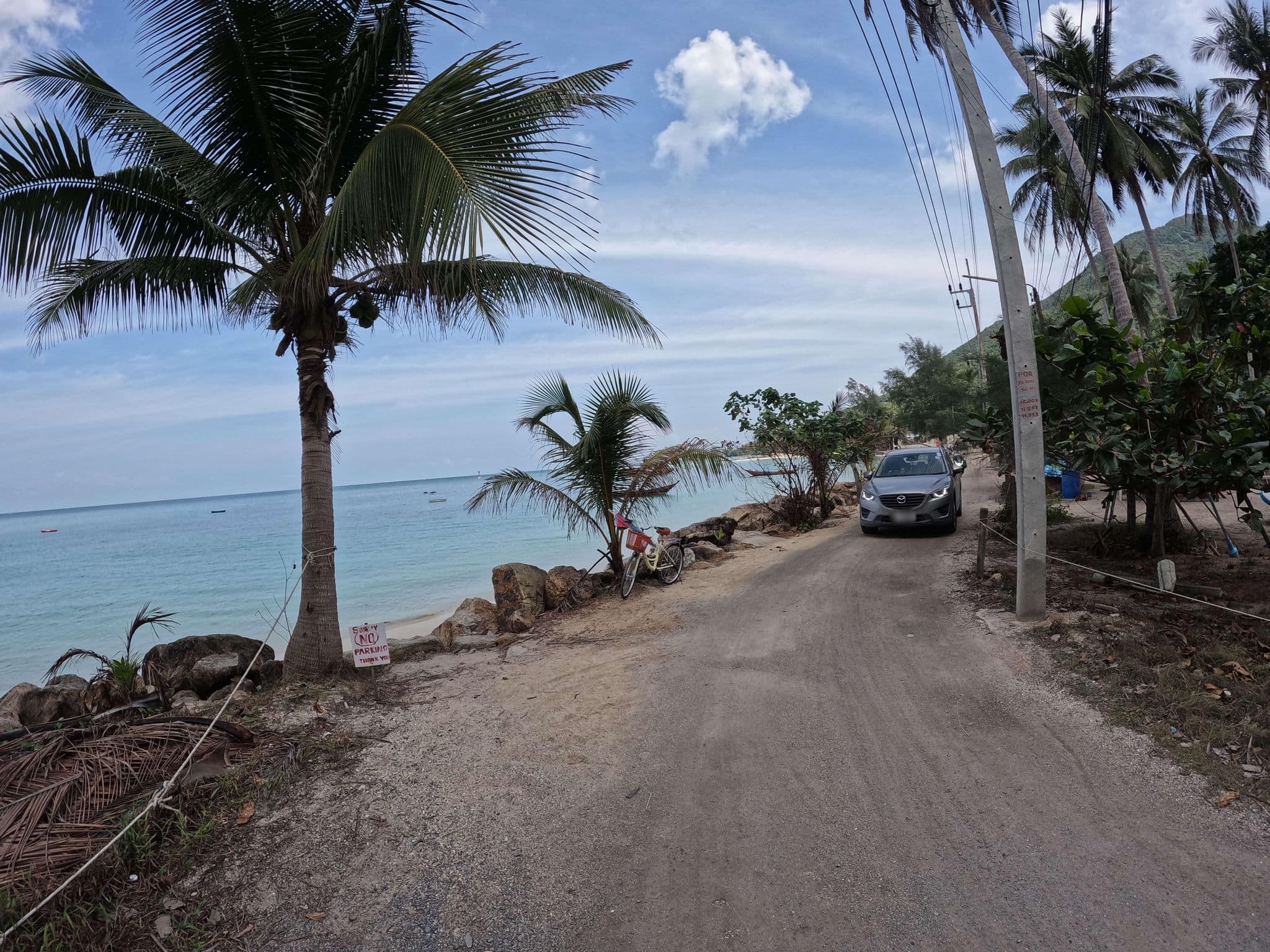 Street view near Nathawan Resort, Ko Pha Ngan