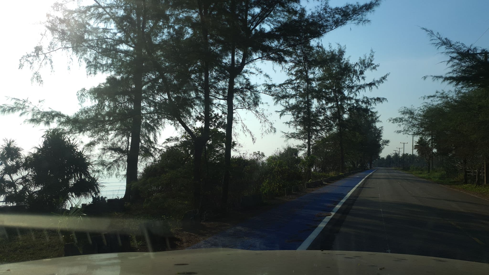 Street view near Palmhut Beach Resort, Bang Saphan — © jrcarlsen (CC BY-SA · Mapillary)