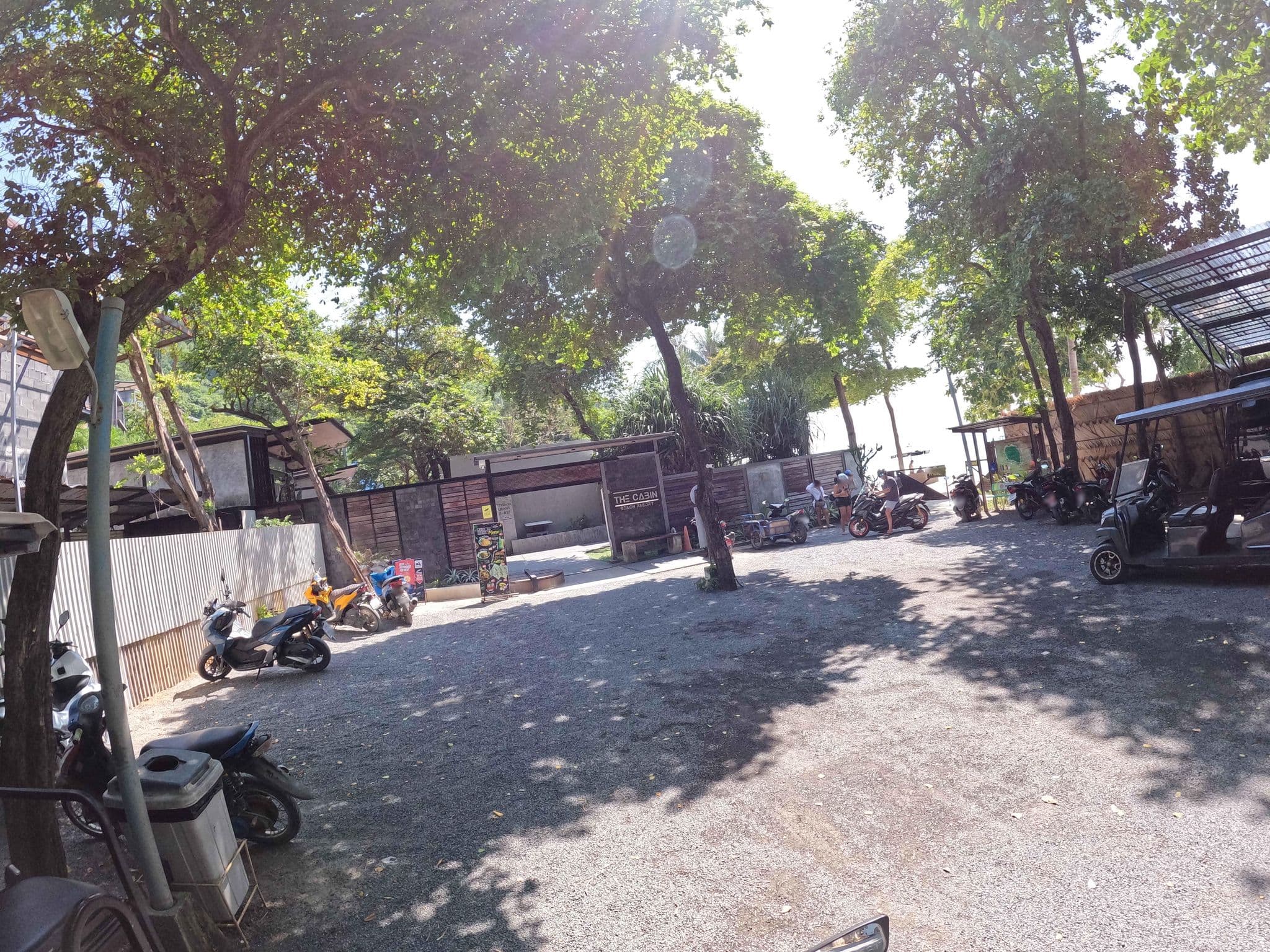 Street view near Leela Beach Resort, Ko Pha Ngan