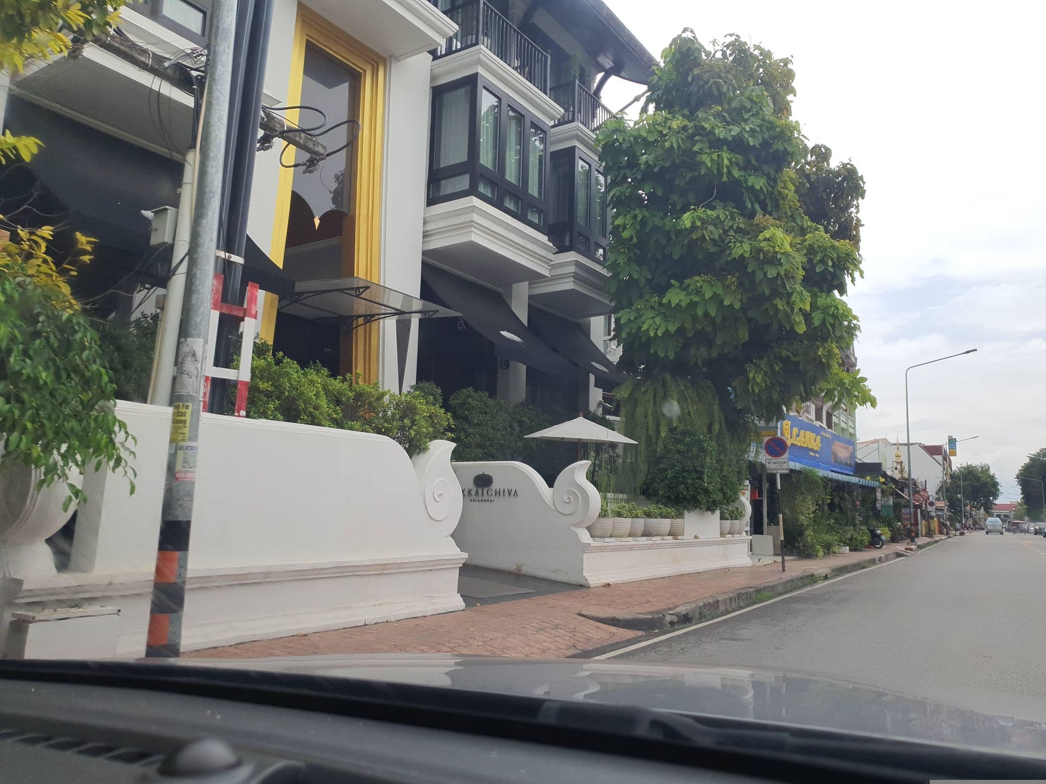 Street view near Pat's Klangviang, Chiang Mai