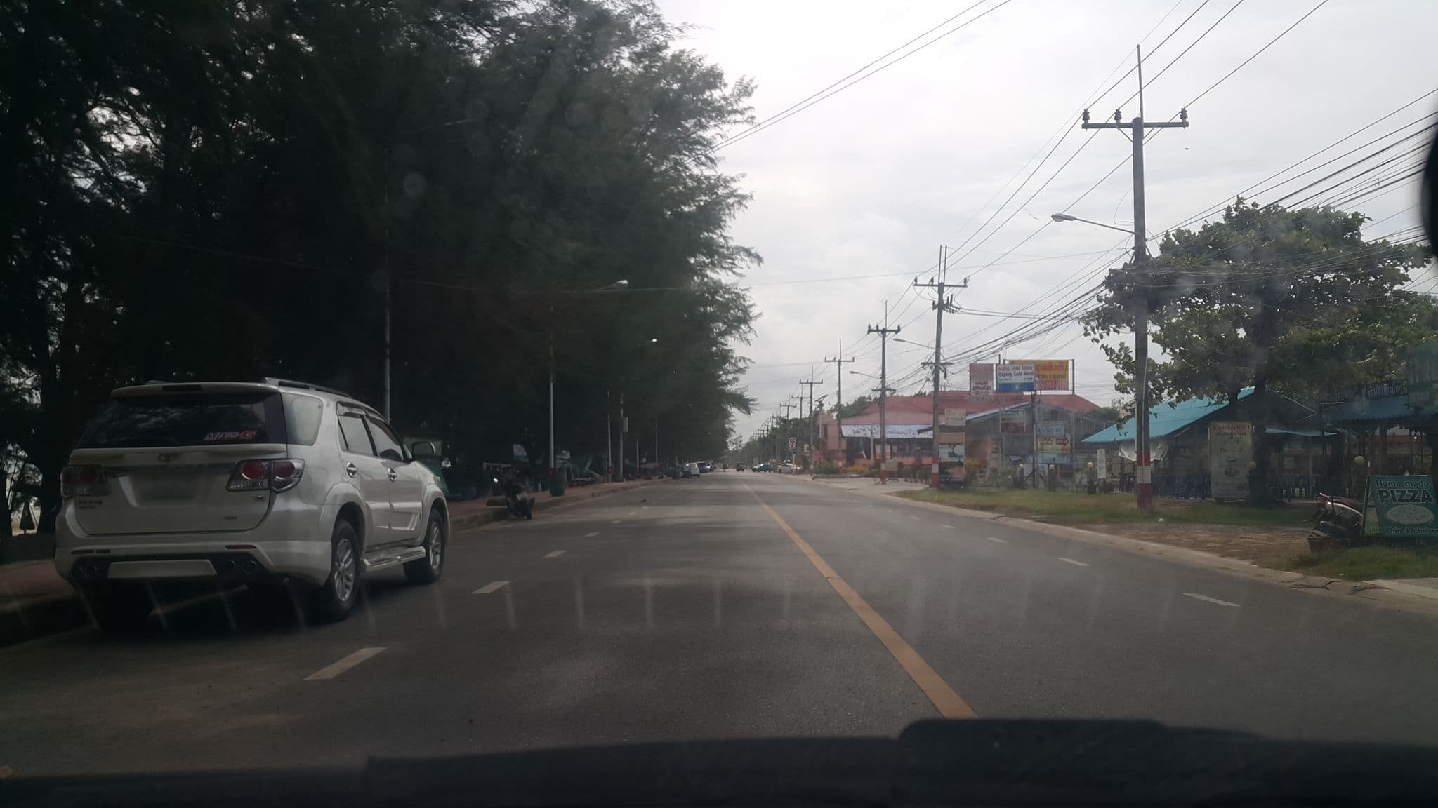Street view near Pitak House, Ban Phe