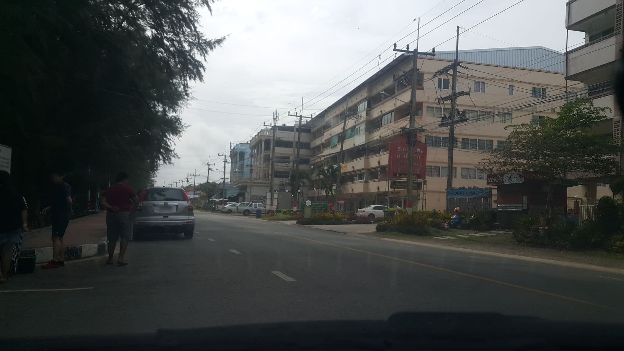 Street view near Rayong Beach Condotel, Ban Phe