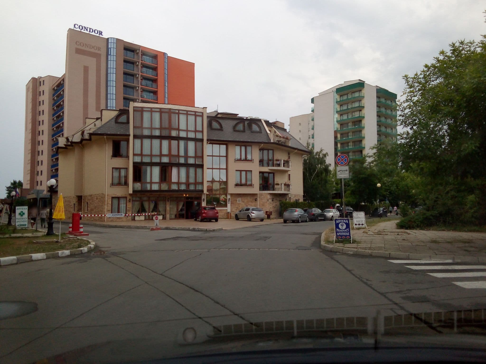 Street view near Victoria Residence, Sveti Vlas