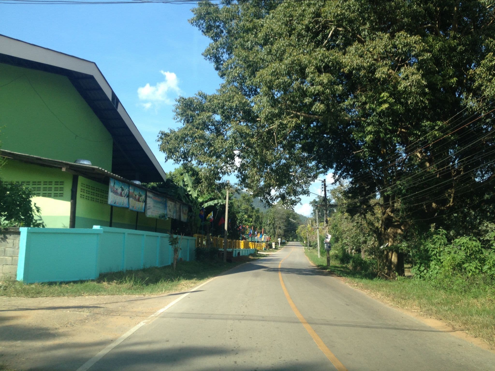 Street view near Forest Guesthouse, Hang Dong — © jimwatana (CC BY-SA · Mapillary)