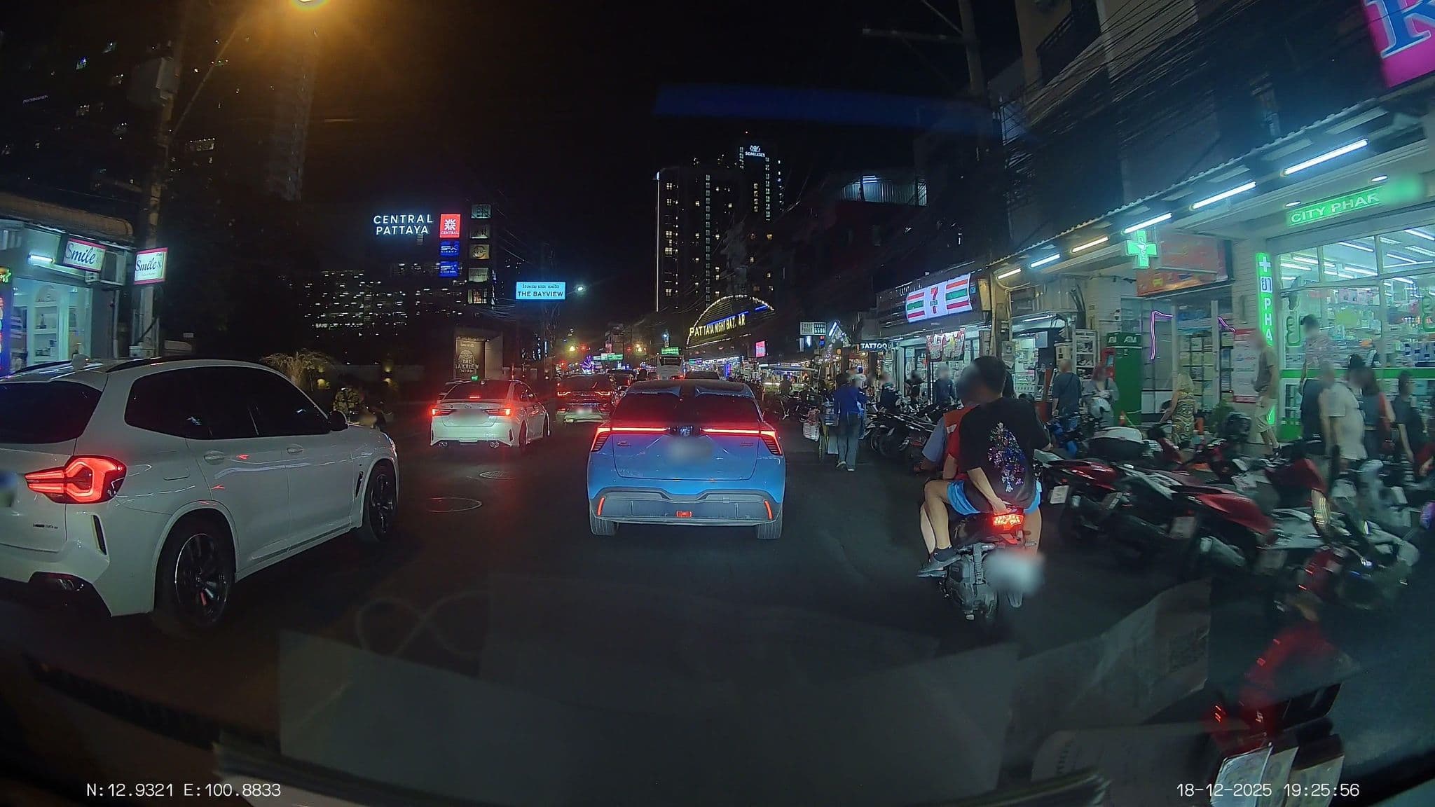 Street view near Manee House, Pattaya — © ThailandCambodia (CC BY-SA · Mapillary)