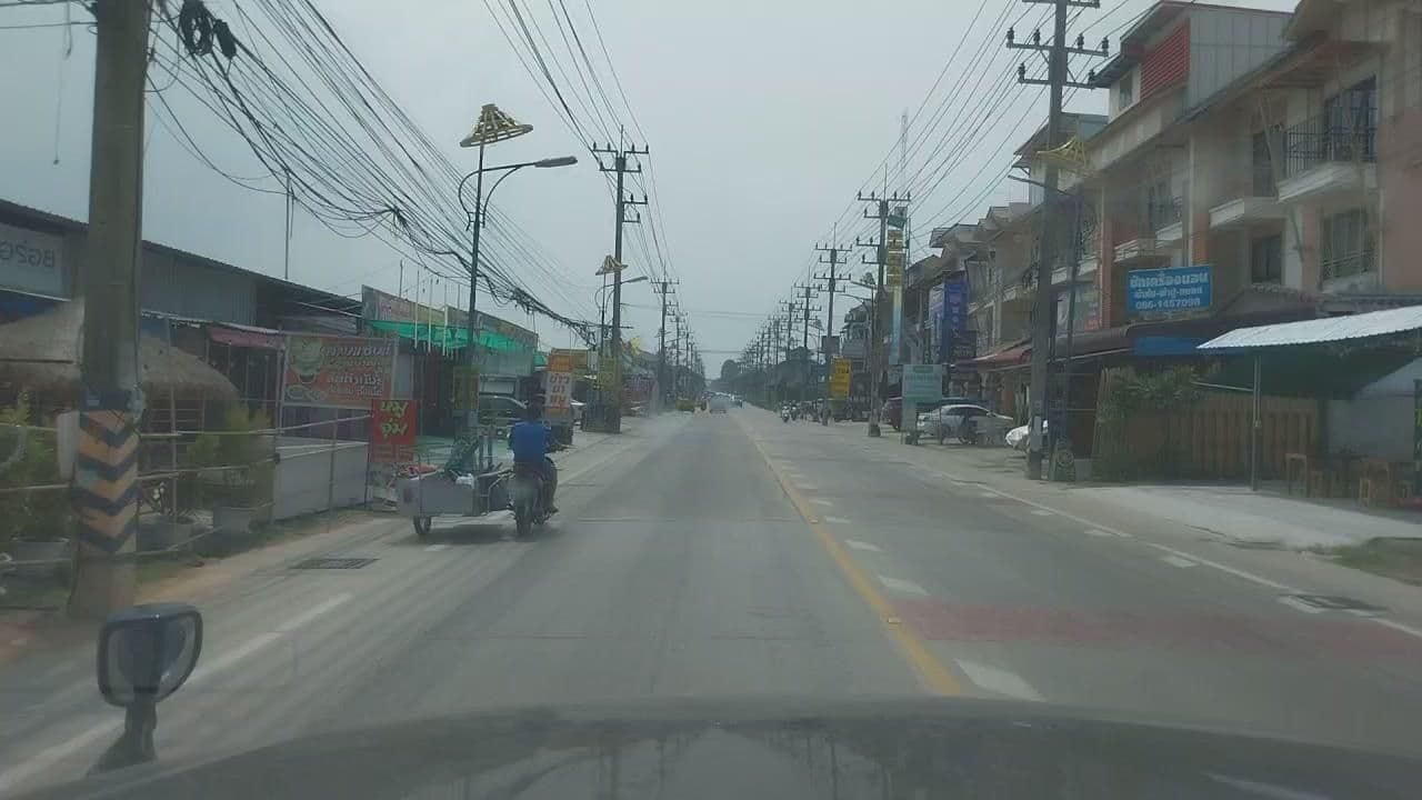 Street view near Chalee Apartment, Pattaya