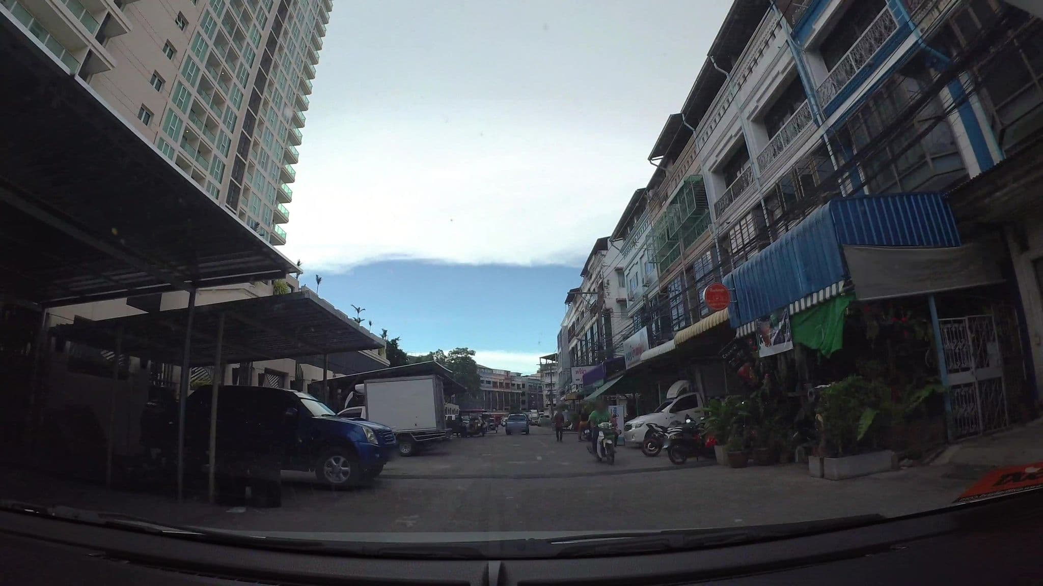 Street view near All Stars Apartment, Pattaya