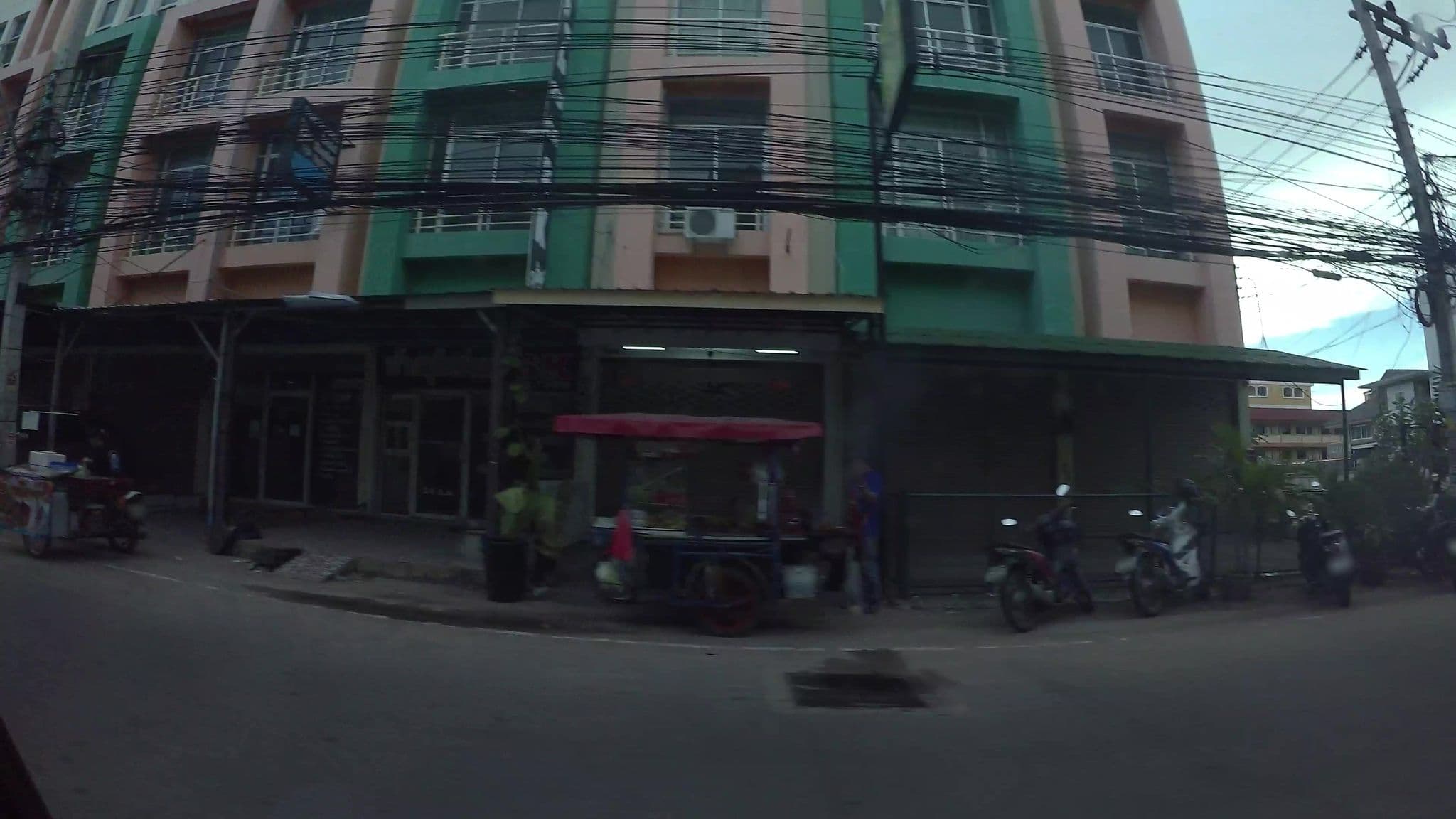 Street view near Backpacker's Place, Pattaya — © taylorsmock (CC BY-SA · Mapillary)