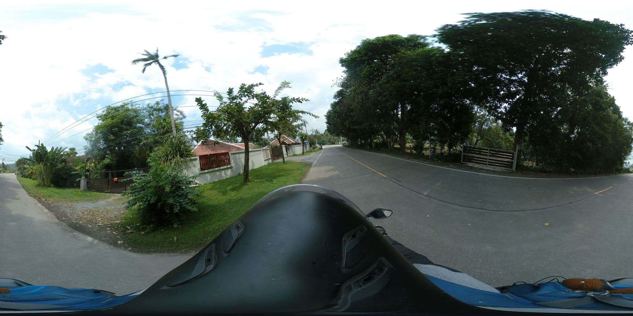 Street view near Sha, Ko Samui