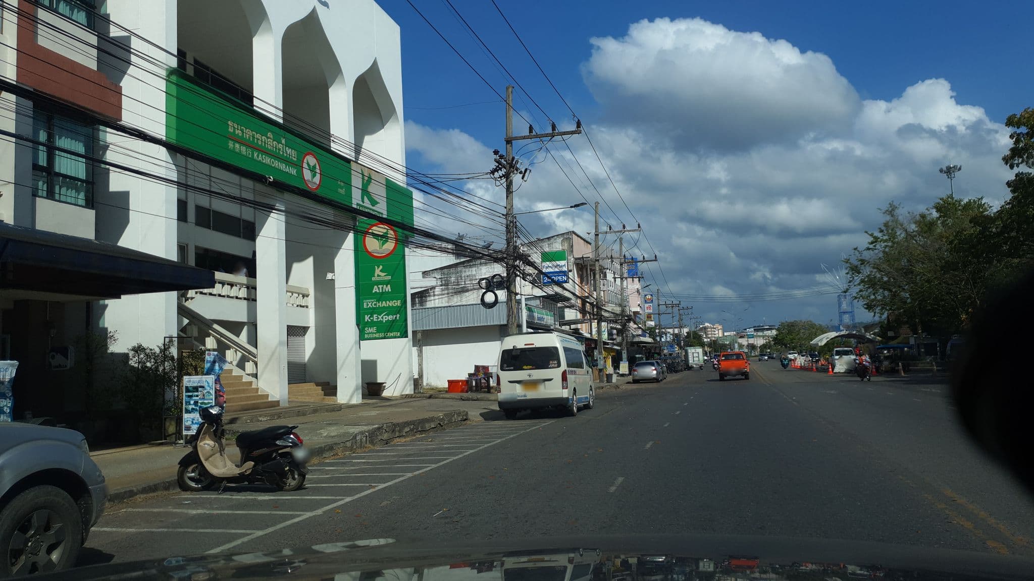 Street view near APO Hotel, Krabi