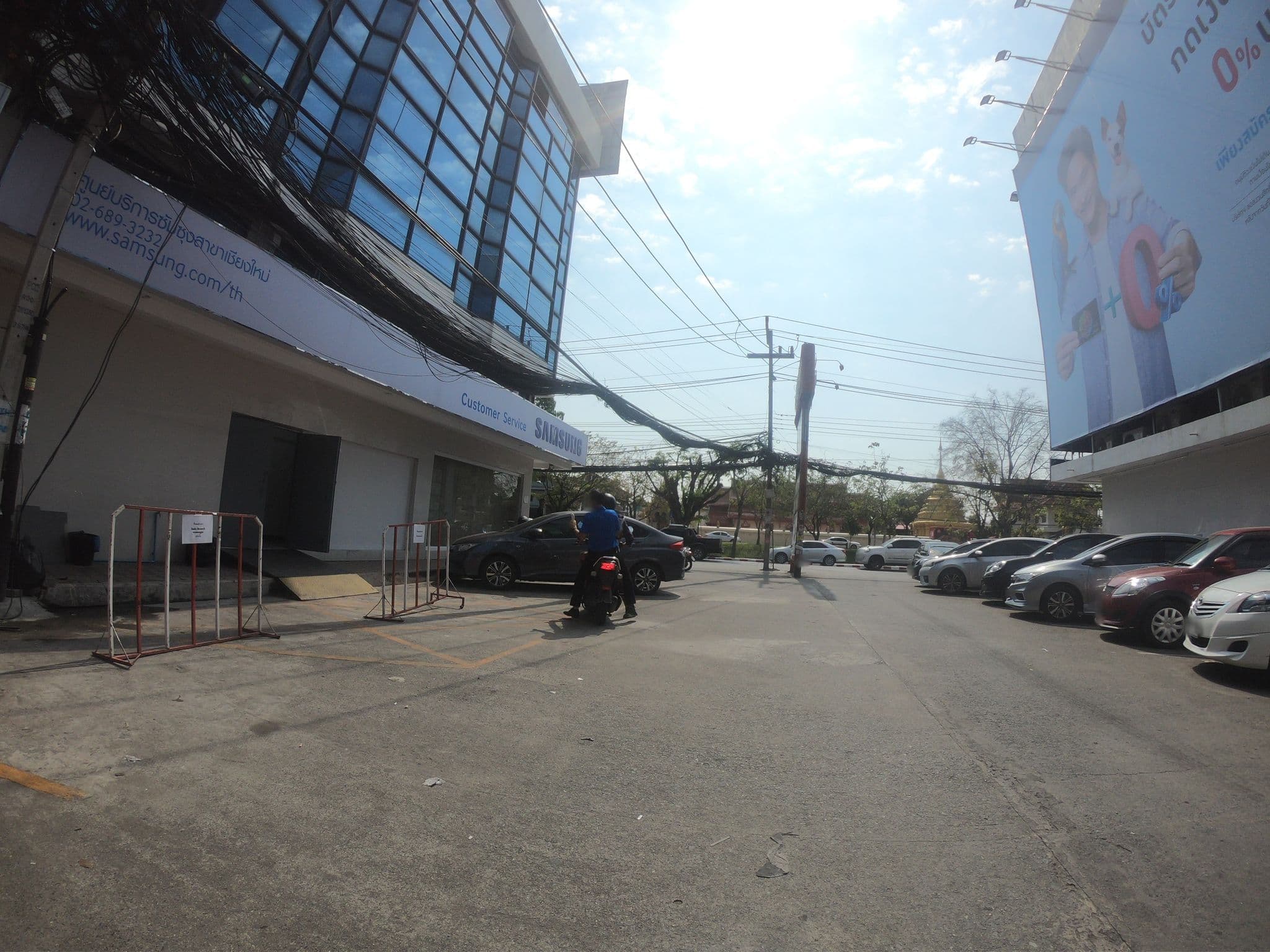 Street view near Mr. Jack Guesthouse, Chiang Mai
