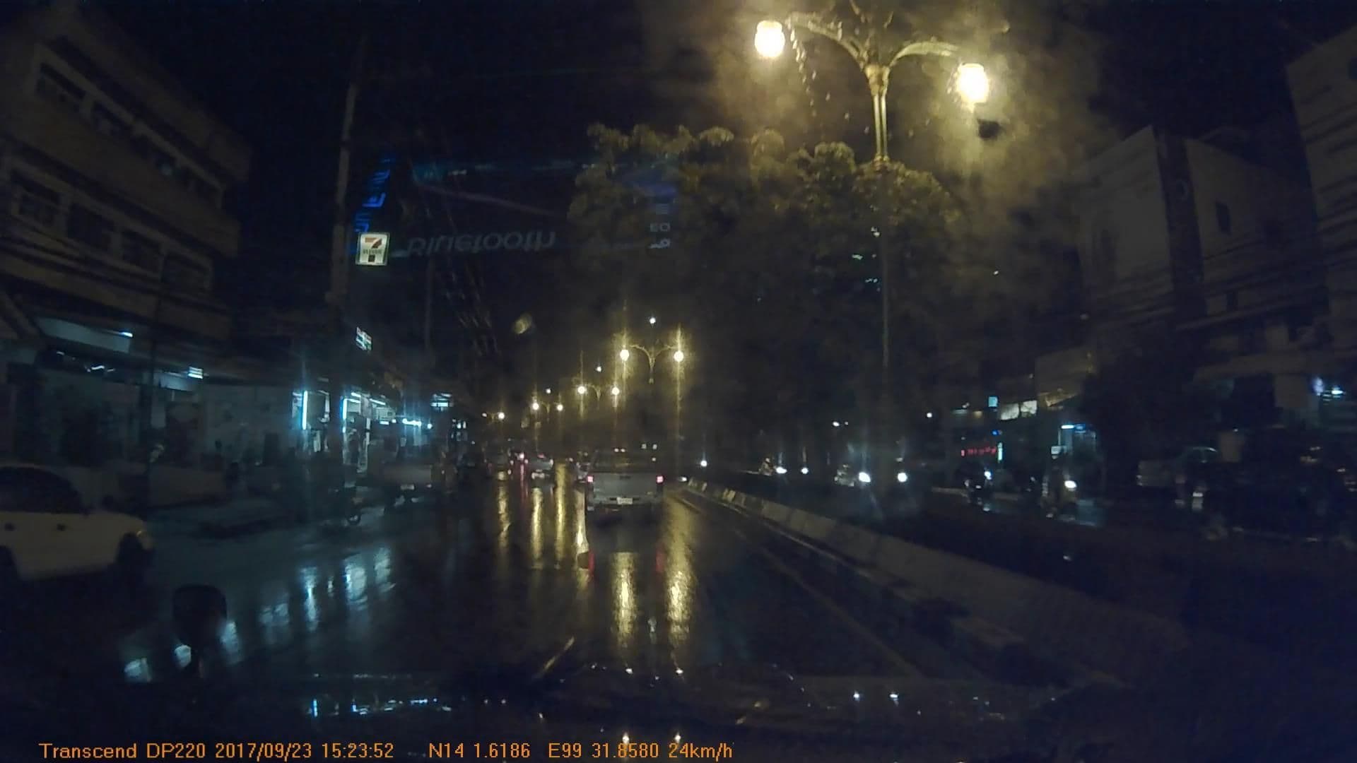 Street view near Prasopsuk Hotel, Kanchanaburi — © mapcreator (CC BY-SA · Mapillary)