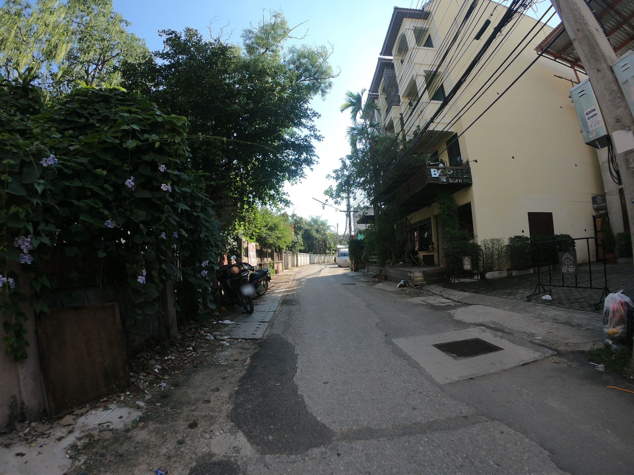 Street view near Born 2 @ Home, Chiang Mai