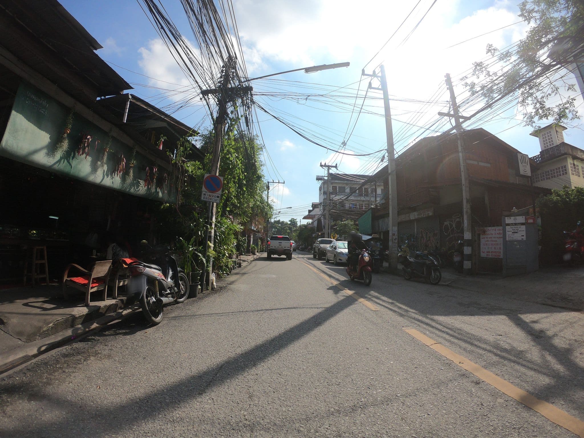 Street view near 7 Century Guesthouse, Chiang Mai — © chanuwath_grab (CC BY-SA · Mapillary)