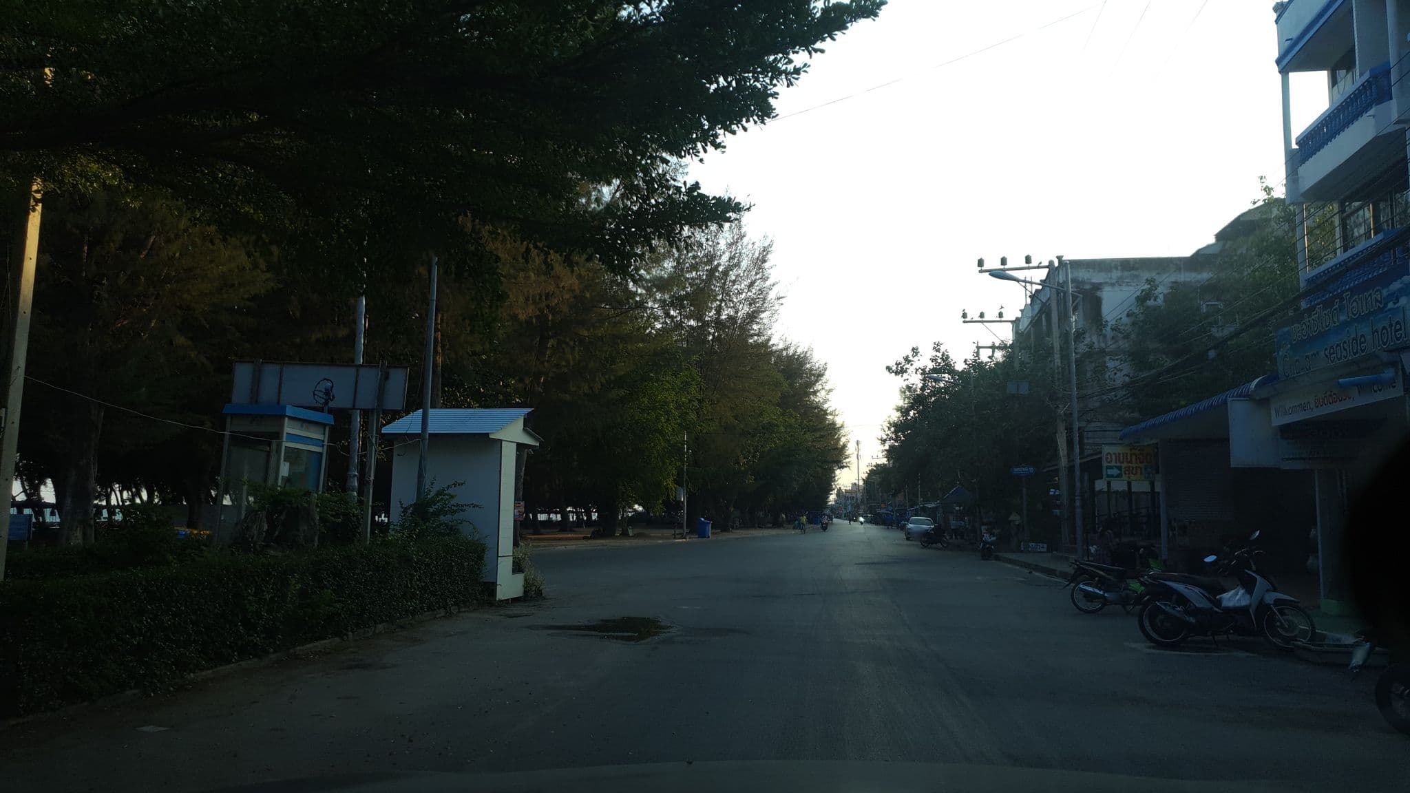 Street view near Tony House G H, Cha-am — © jrcarlsen (CC BY-SA · Mapillary)