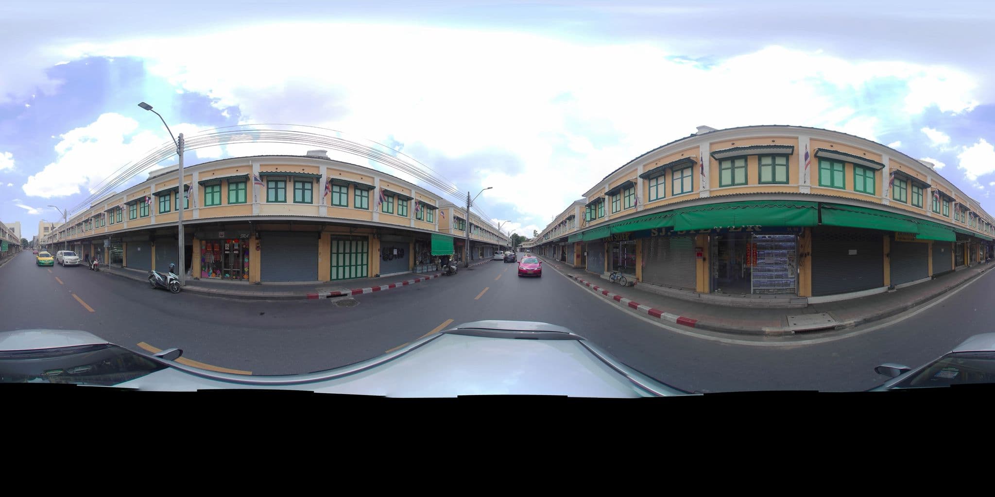 Street view near Walk Inn, Bangkok — © P05466 (CC BY-SA · Mapillary)