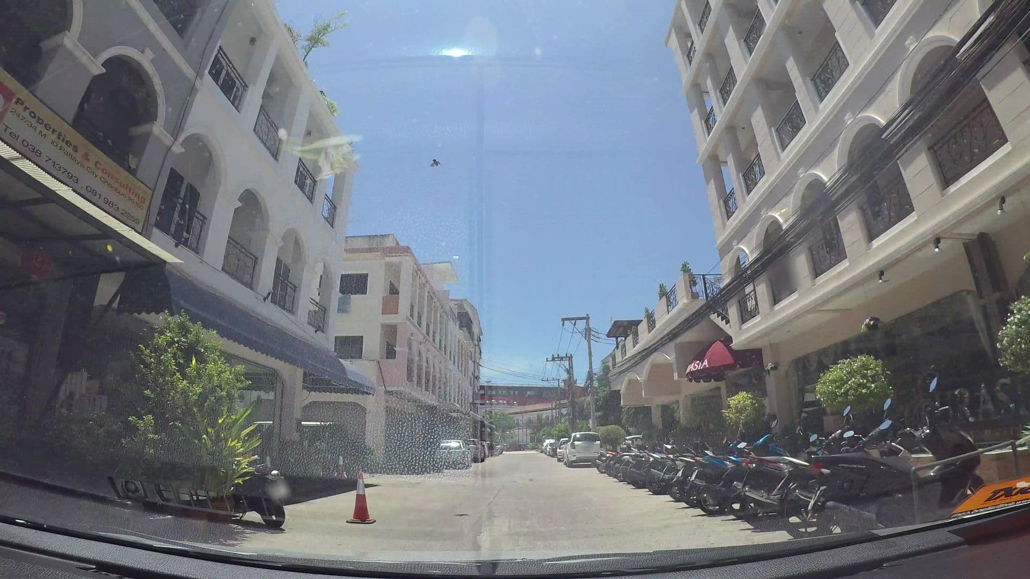 Street view near The Point Residence, Pattaya — © kaart_3 (CC BY-SA · Mapillary)