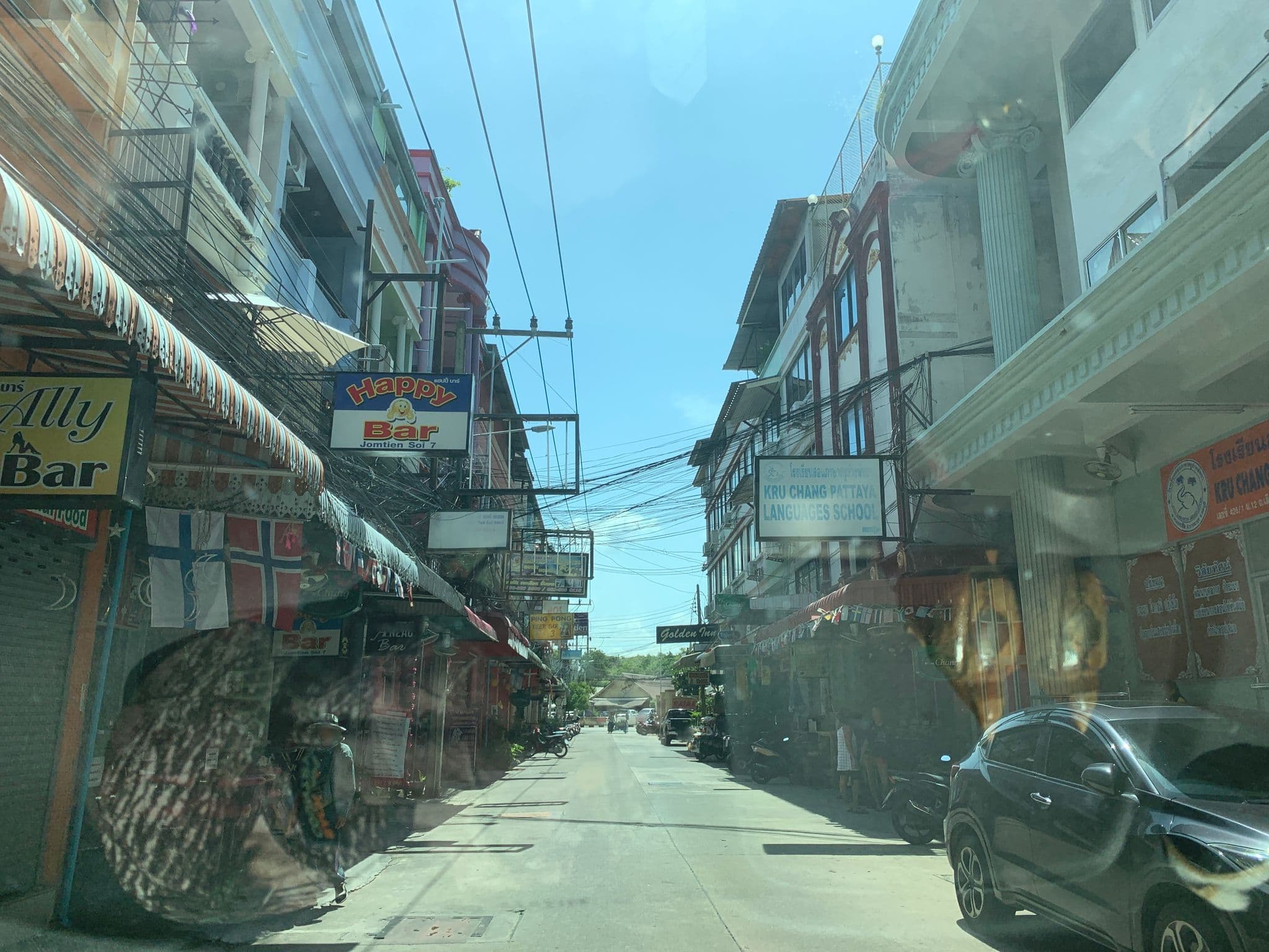 Street view near Orange House, Pattaya