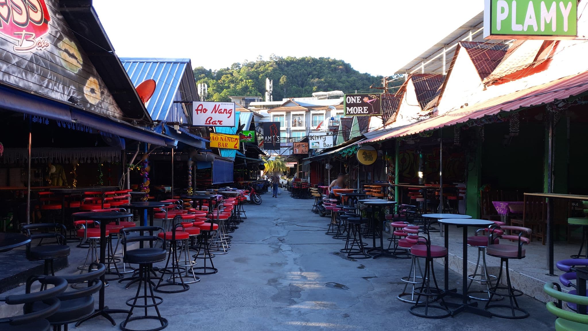 Street view near Nong Eed Resort, Ban Ao Nang