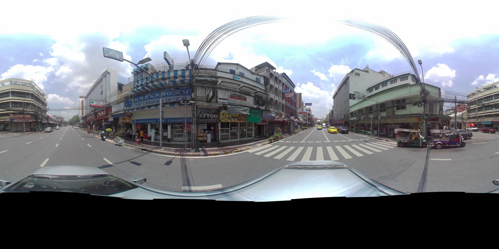 Street view near Rest Inn, Phra Nakhon