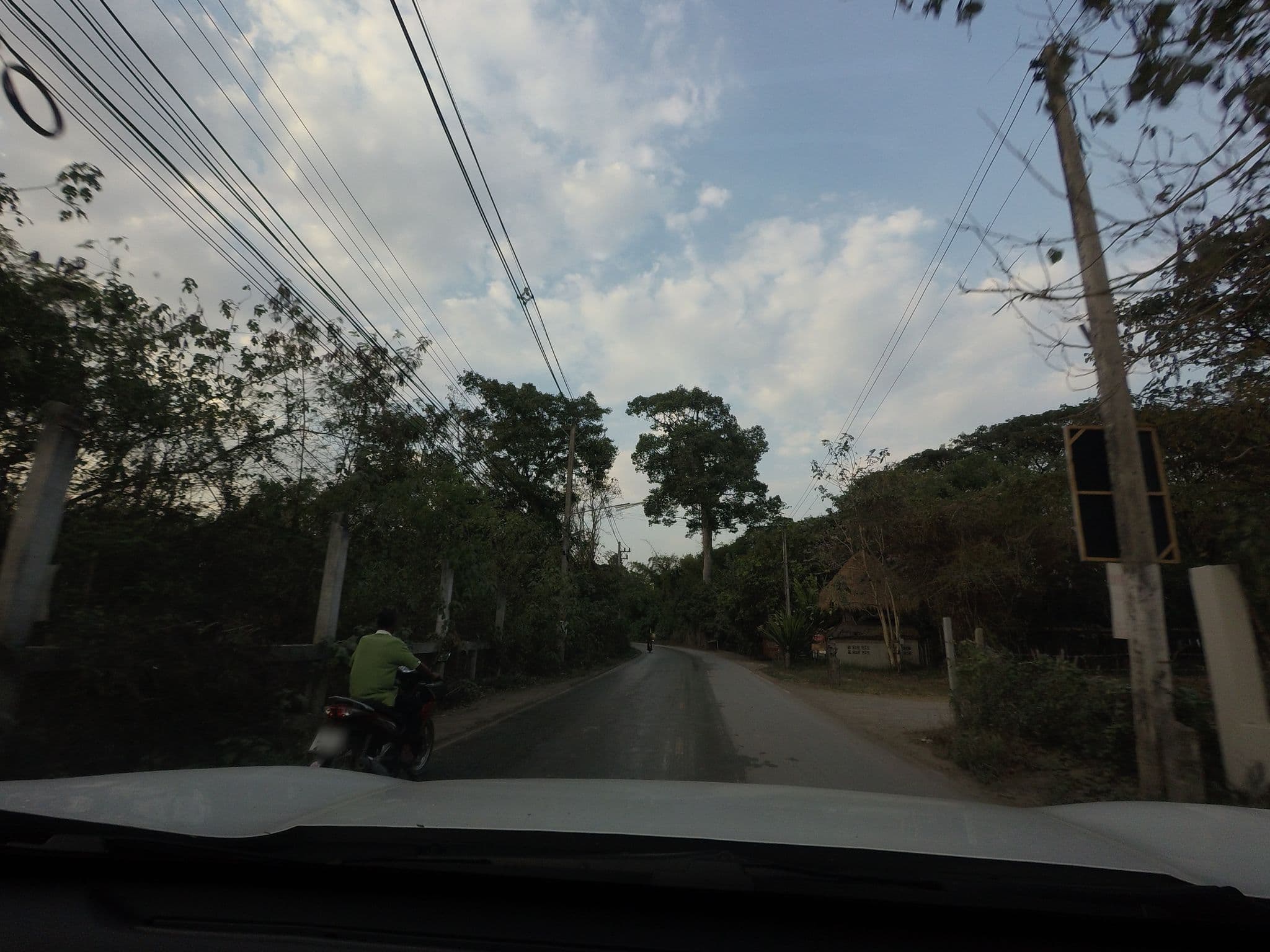 Street view near Pannaburi resort, Pak Chong