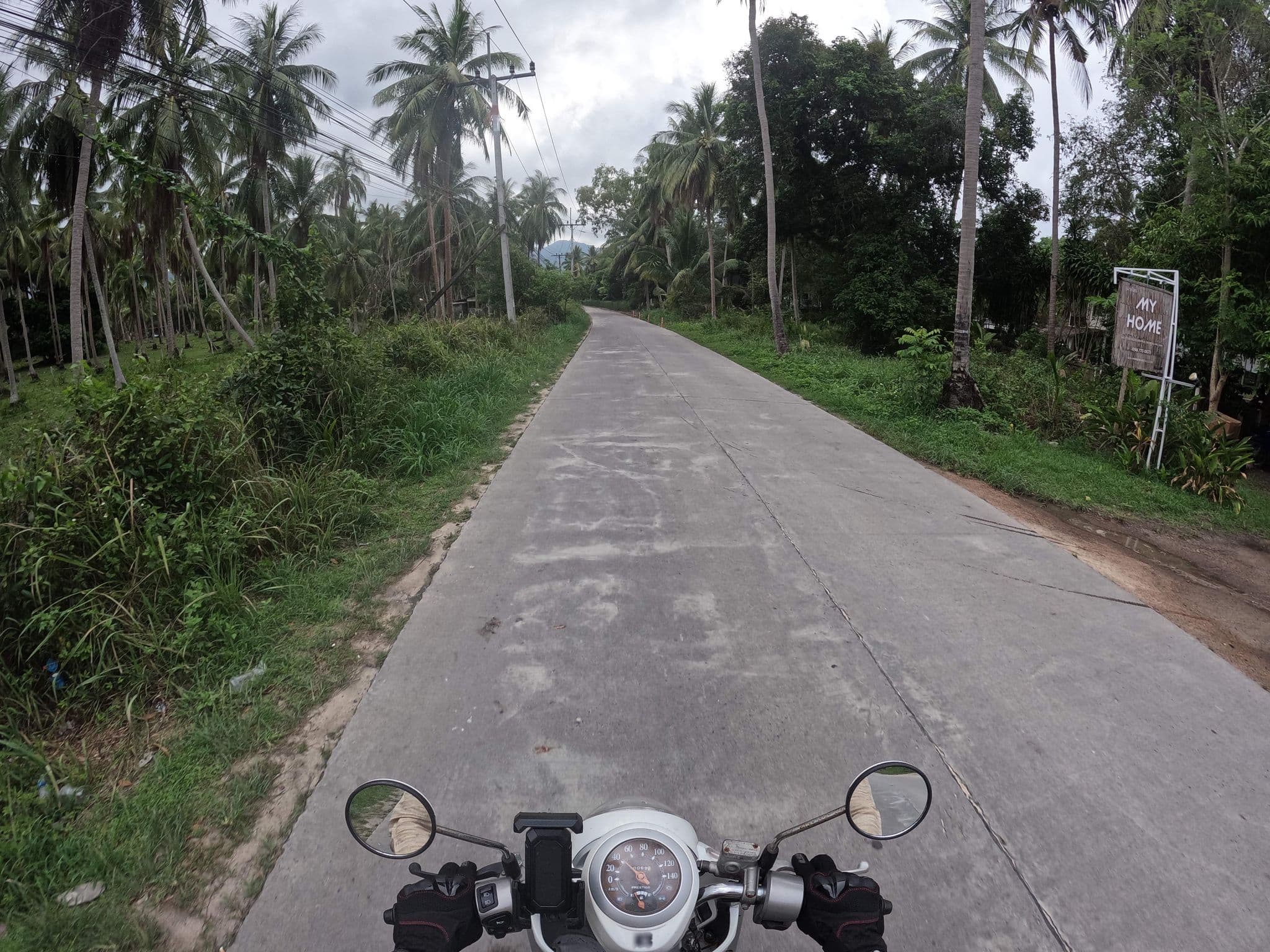 Street view near MY HOME Resort - Koh Phangan vacation house rentals, Ko Pha Ngan — © lucomsky (CC BY-SA · Mapillary)
