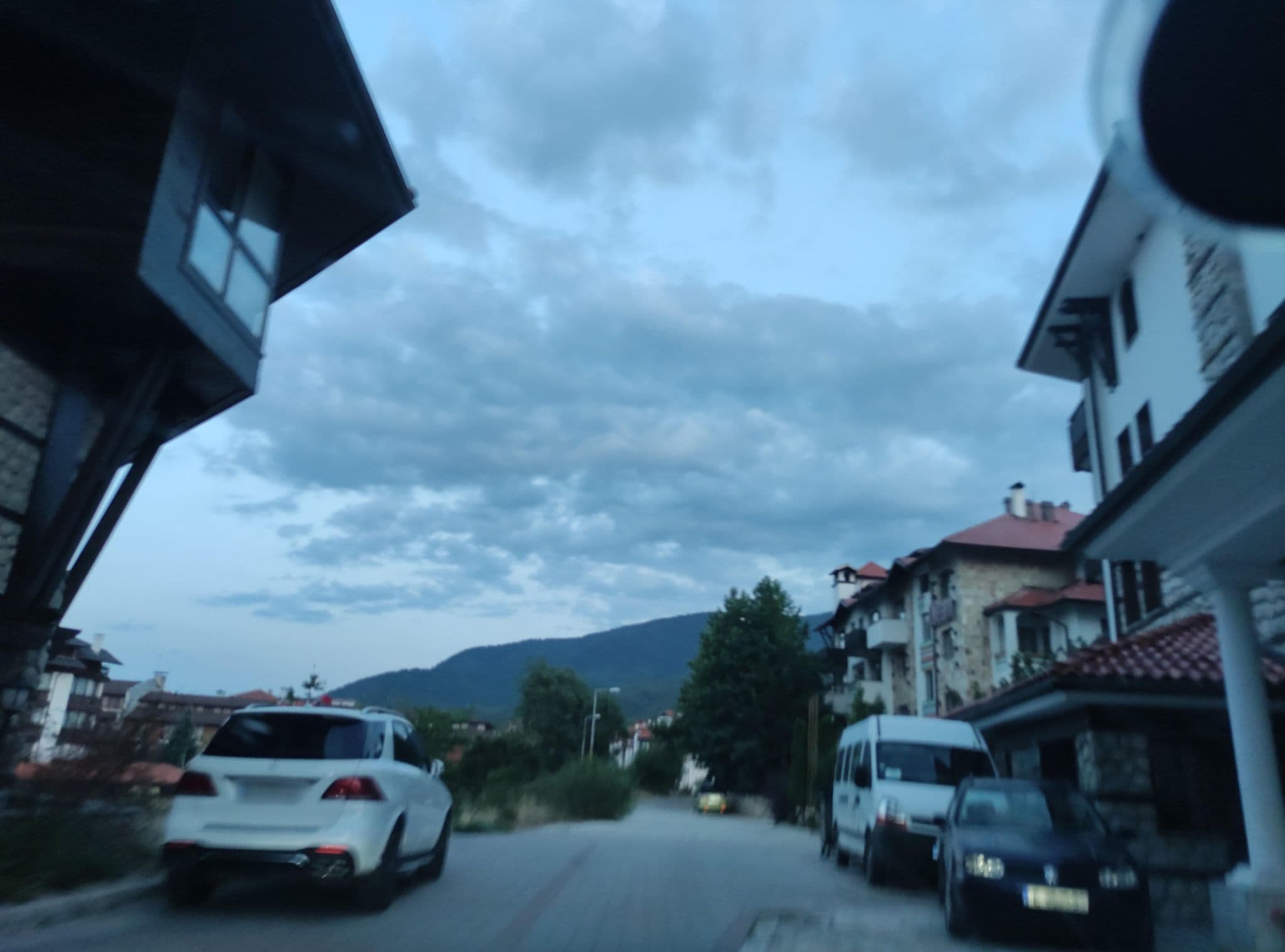 Street view near Templier, Bansko — © neau (CC BY-SA · Mapillary)