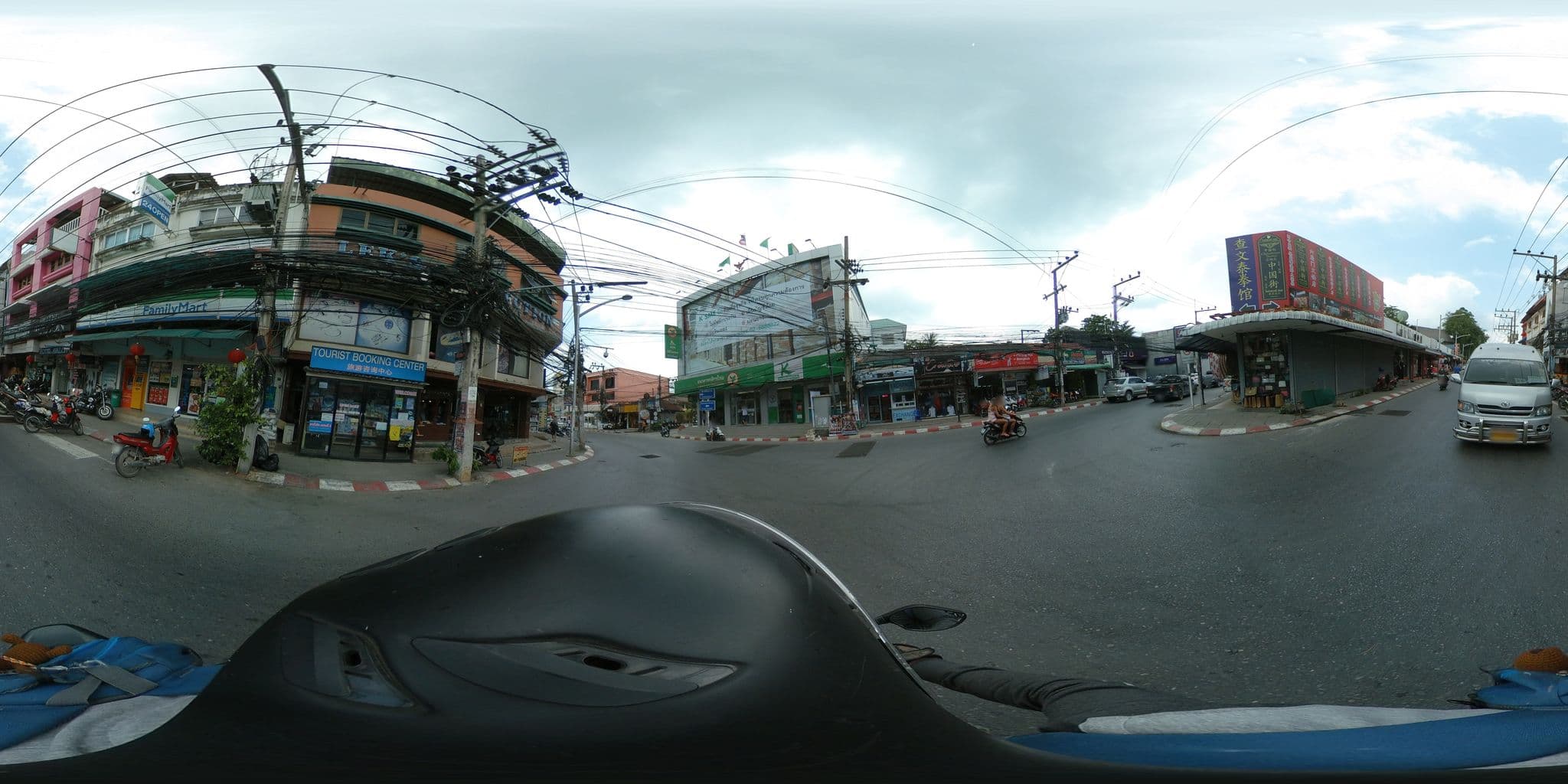 Street view near Hotel Avalon, Ko Samui