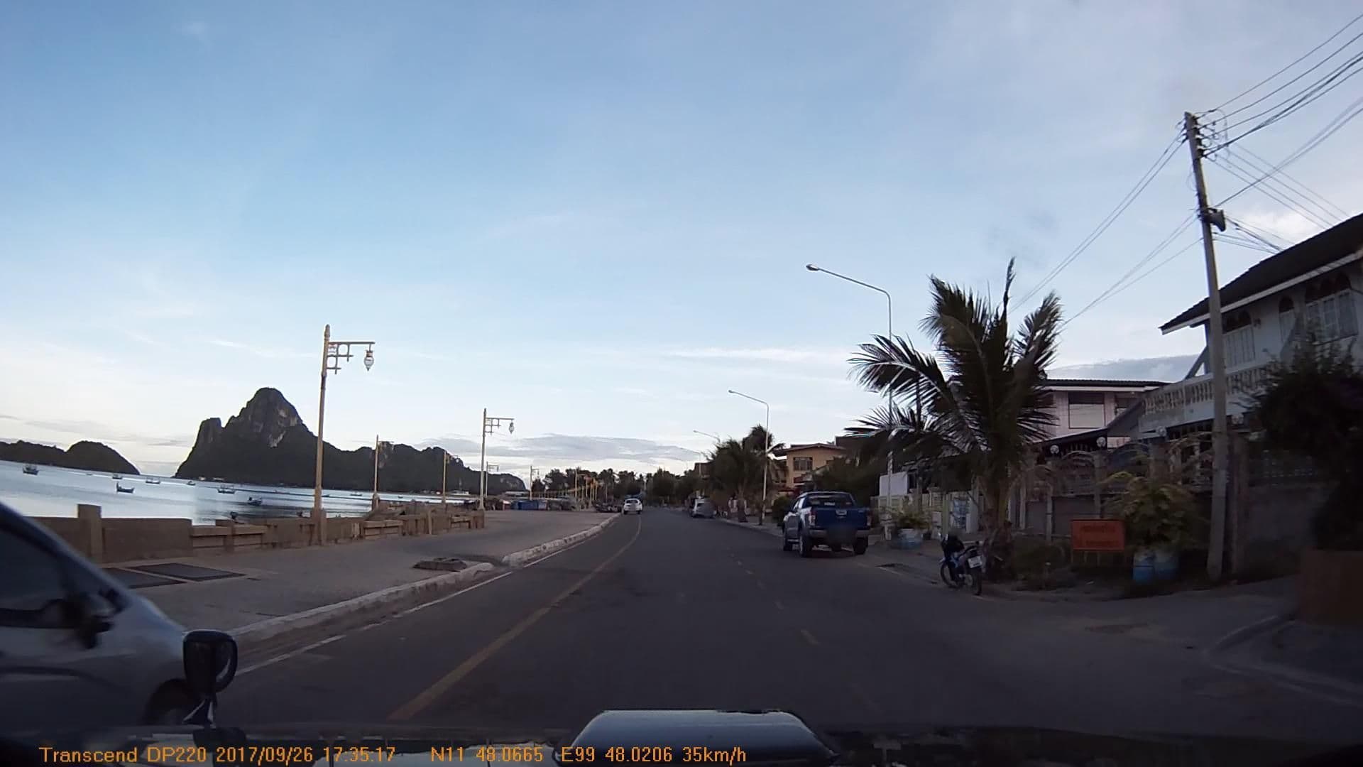 Street view near Bee & Ploy, Prachuap Khiri Khan — © mapcreator (CC BY-SA · Mapillary)