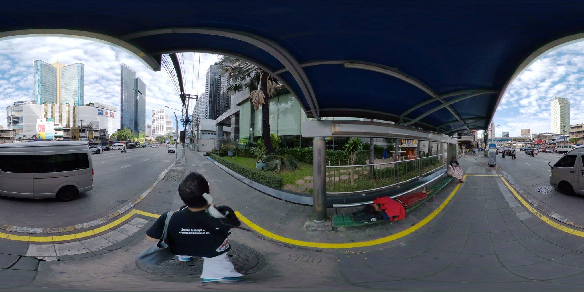Street view near Wellness Residence, Makkasan — © mapconcierge (CC BY-SA · Mapillary)