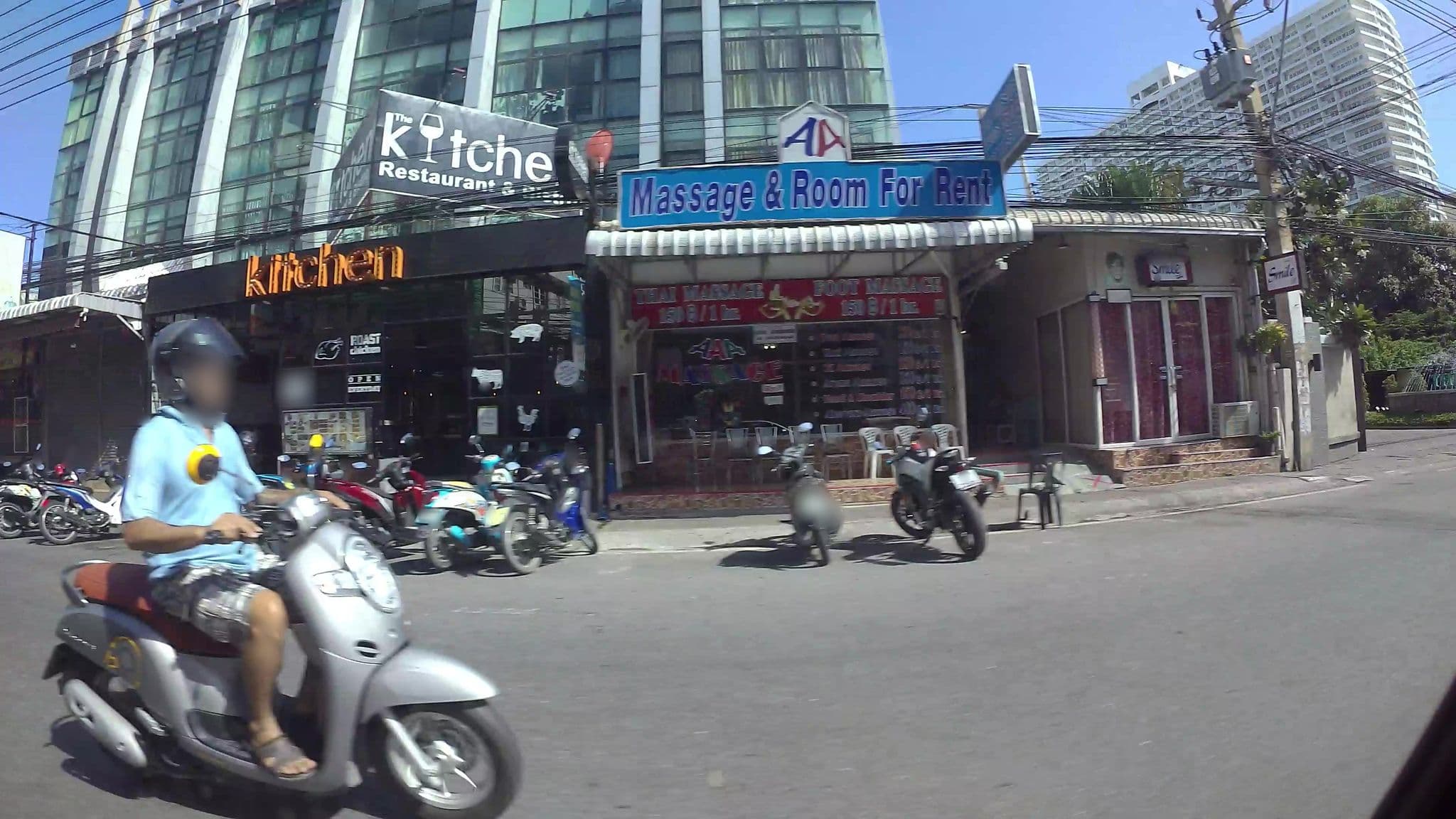 Street view near AA, Pattaya