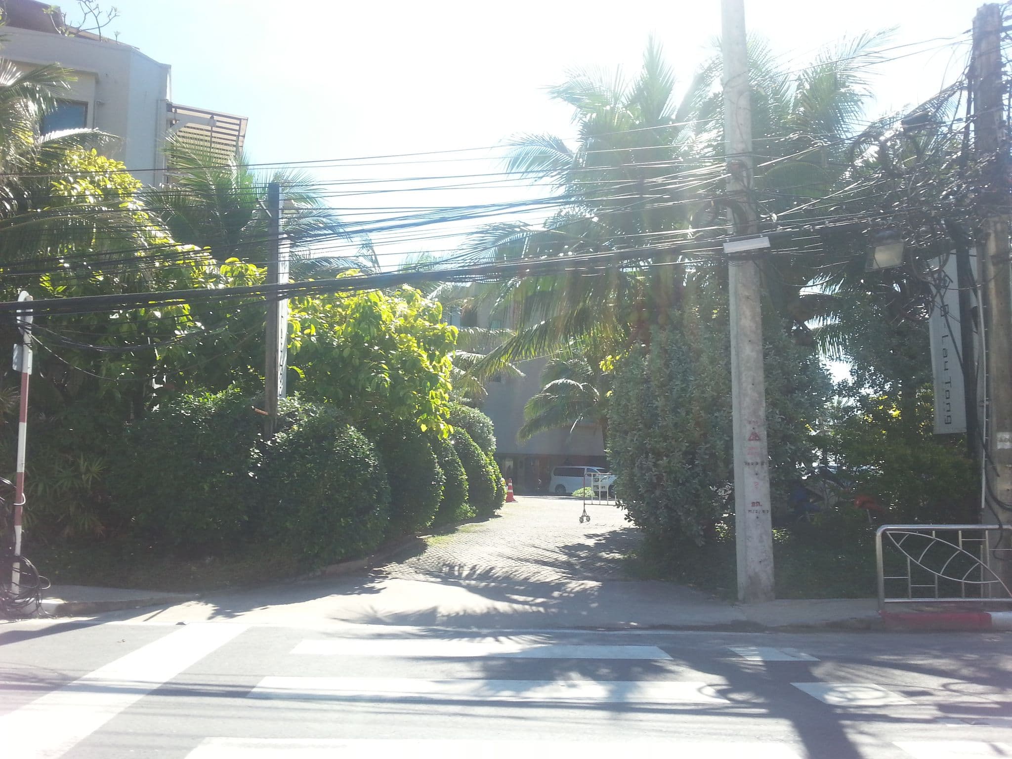 Street view near B-Lay Tong Phuket, Patong — © clockwerx (CC BY-SA · Mapillary)