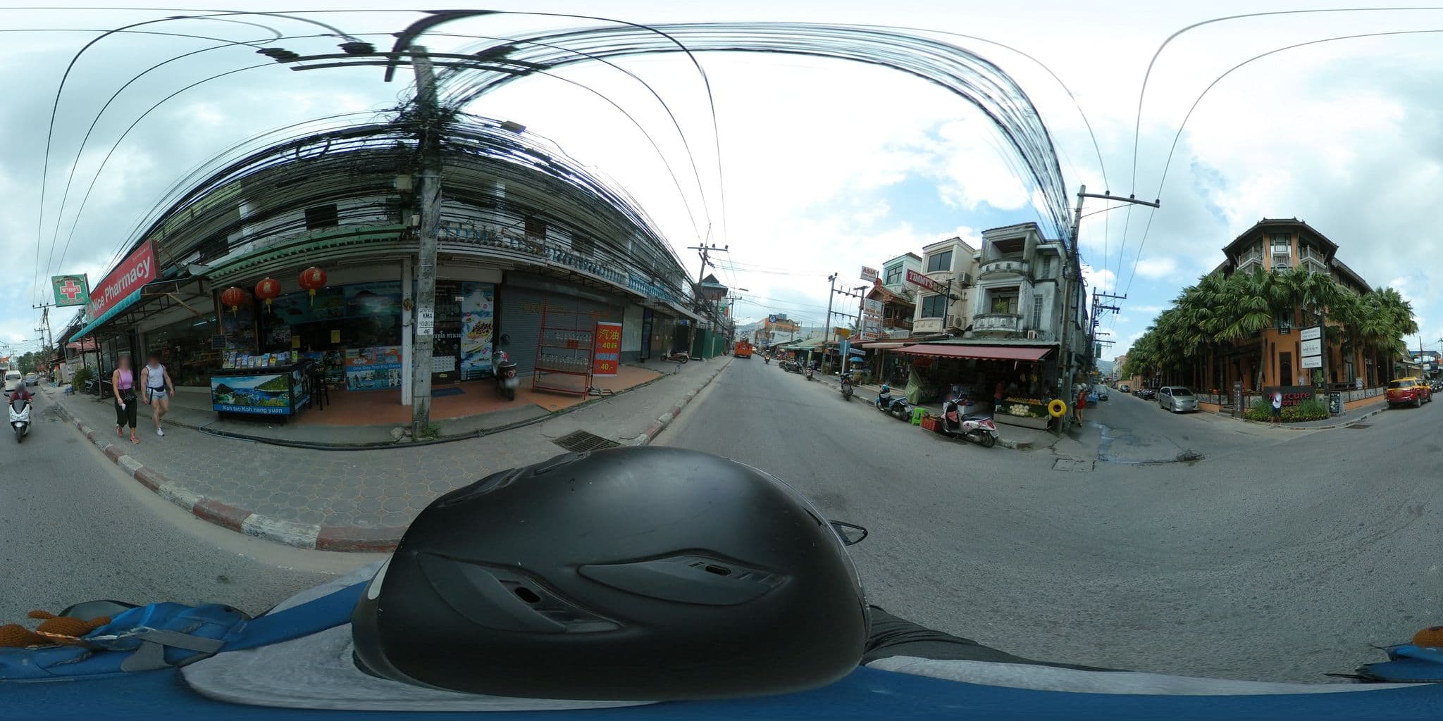 Street view near Mercure Hotel, Ko Samui