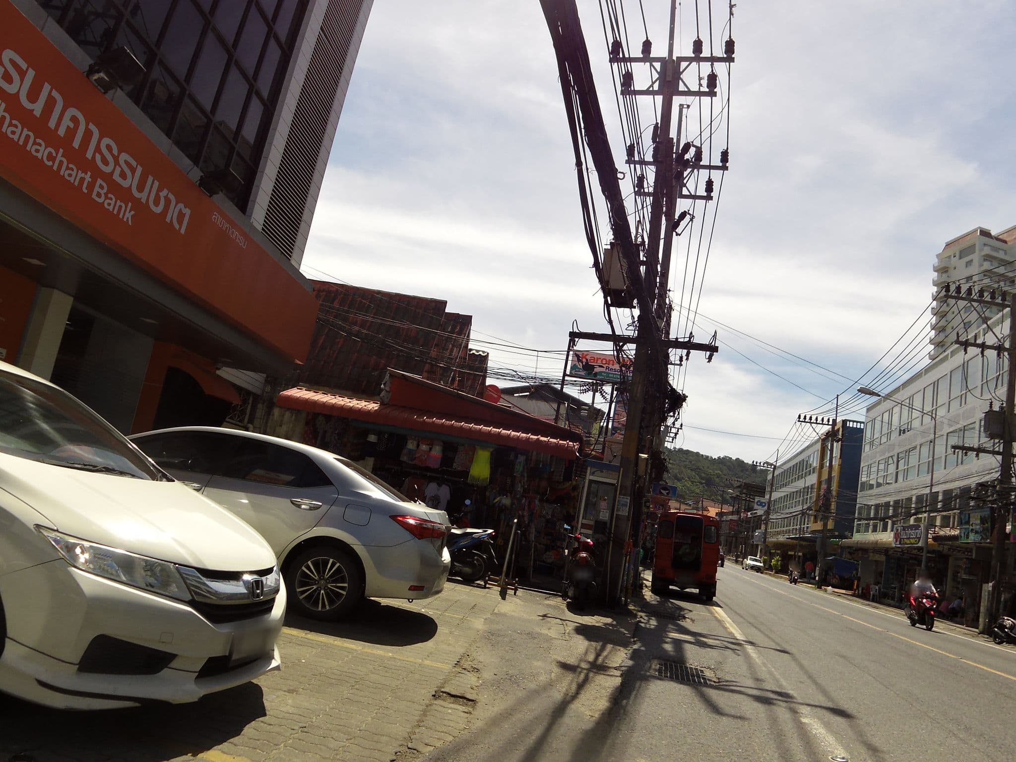 Street view near Sugar Marina Resort - Art, Ban Karon — © skillsy (CC BY-SA · Mapillary)