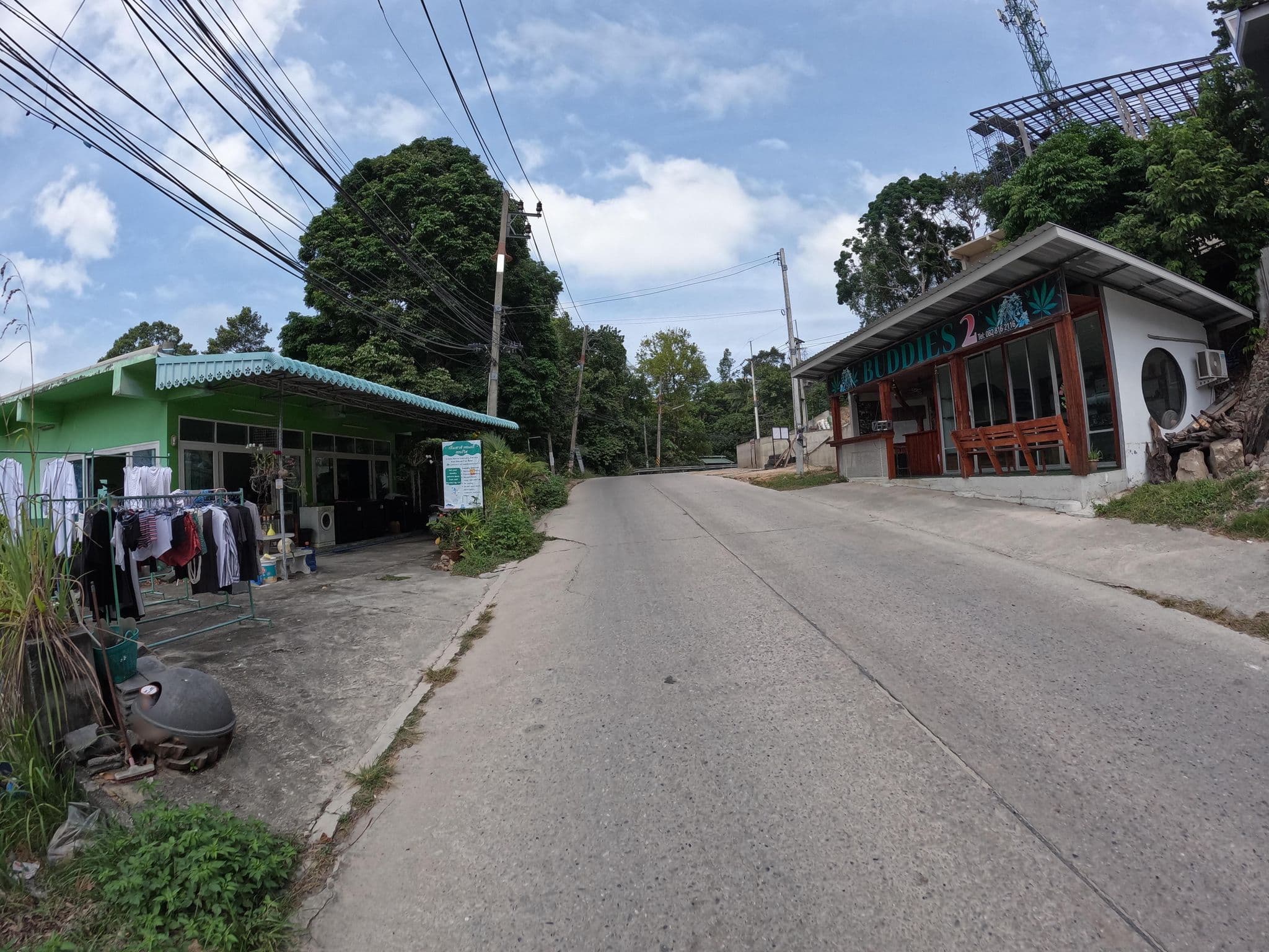 Street view near Sukphol House, Ko Pha Ngan
