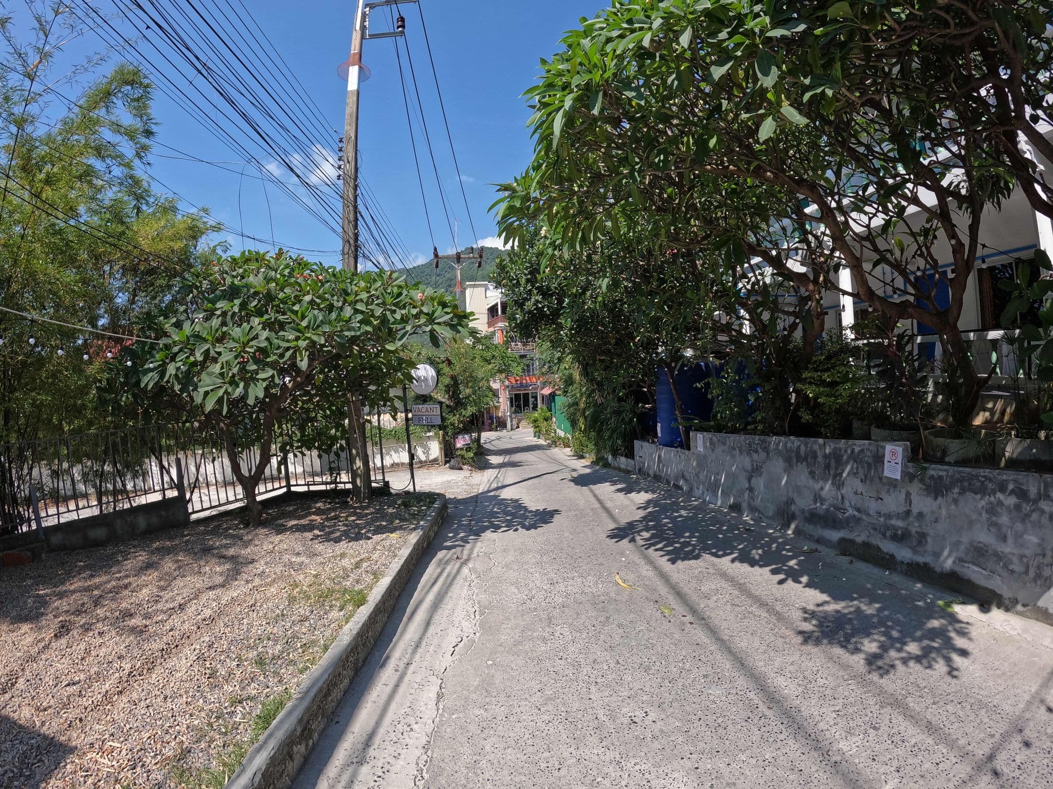 Street view near Bamboozle Hostel, Ko Pha Ngan