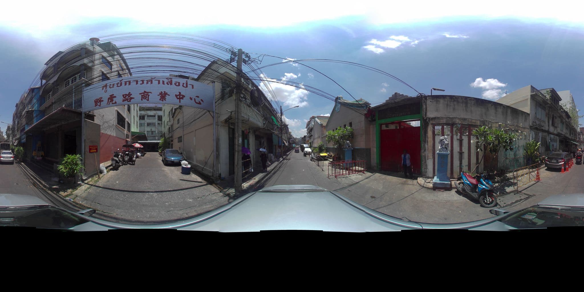 Street view near Home Mali Hostel, Samphantawong — © P05466 (CC BY-SA · Mapillary)