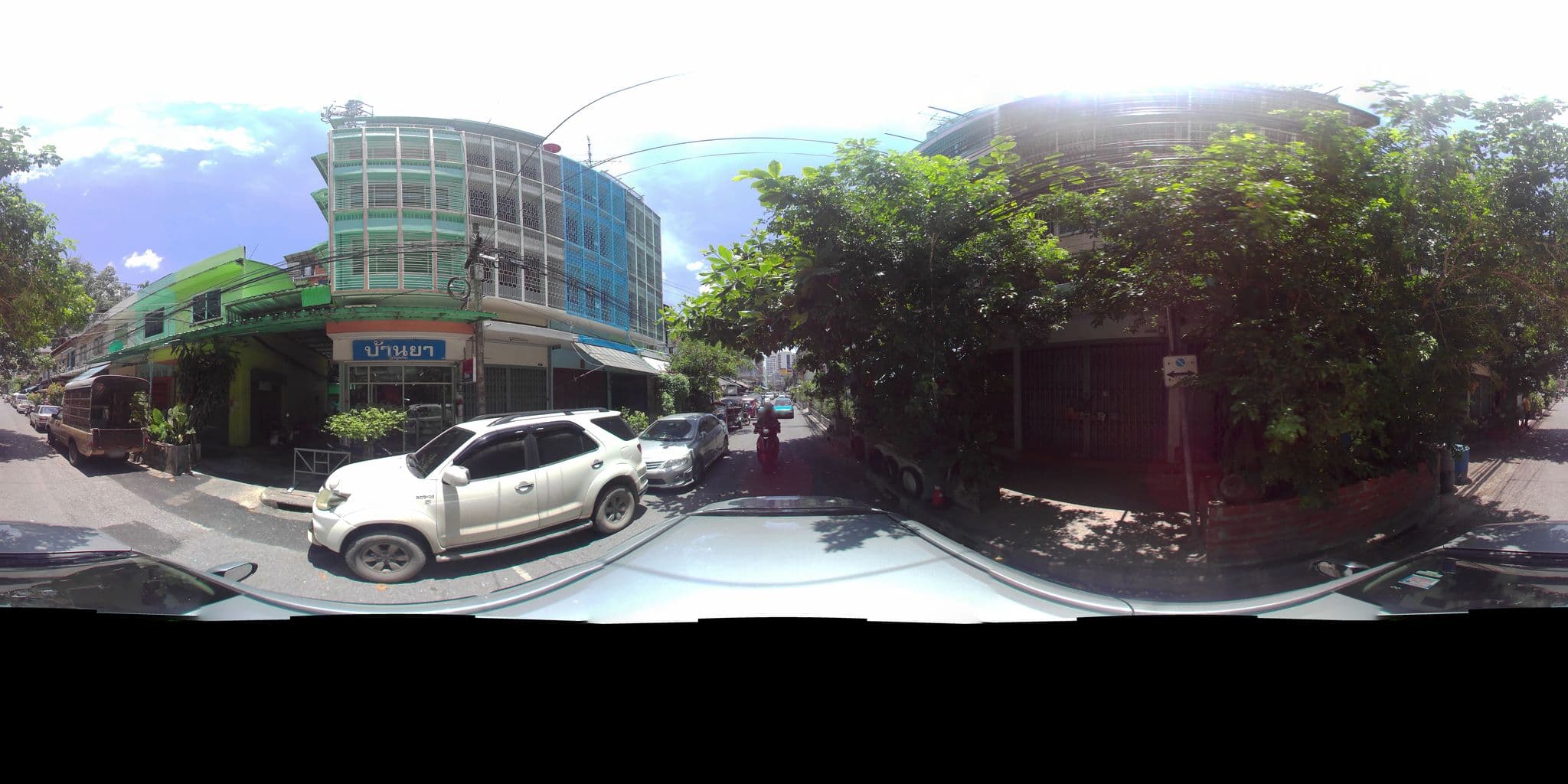 Street view near The Rooftop Residence, Sathorn — © P05466 (CC BY-SA · Mapillary)