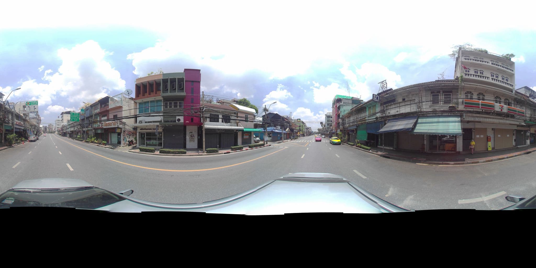Street view near Sleep Tight Hostel, Phra Nakhon — © P05466 (CC BY-SA · Mapillary)