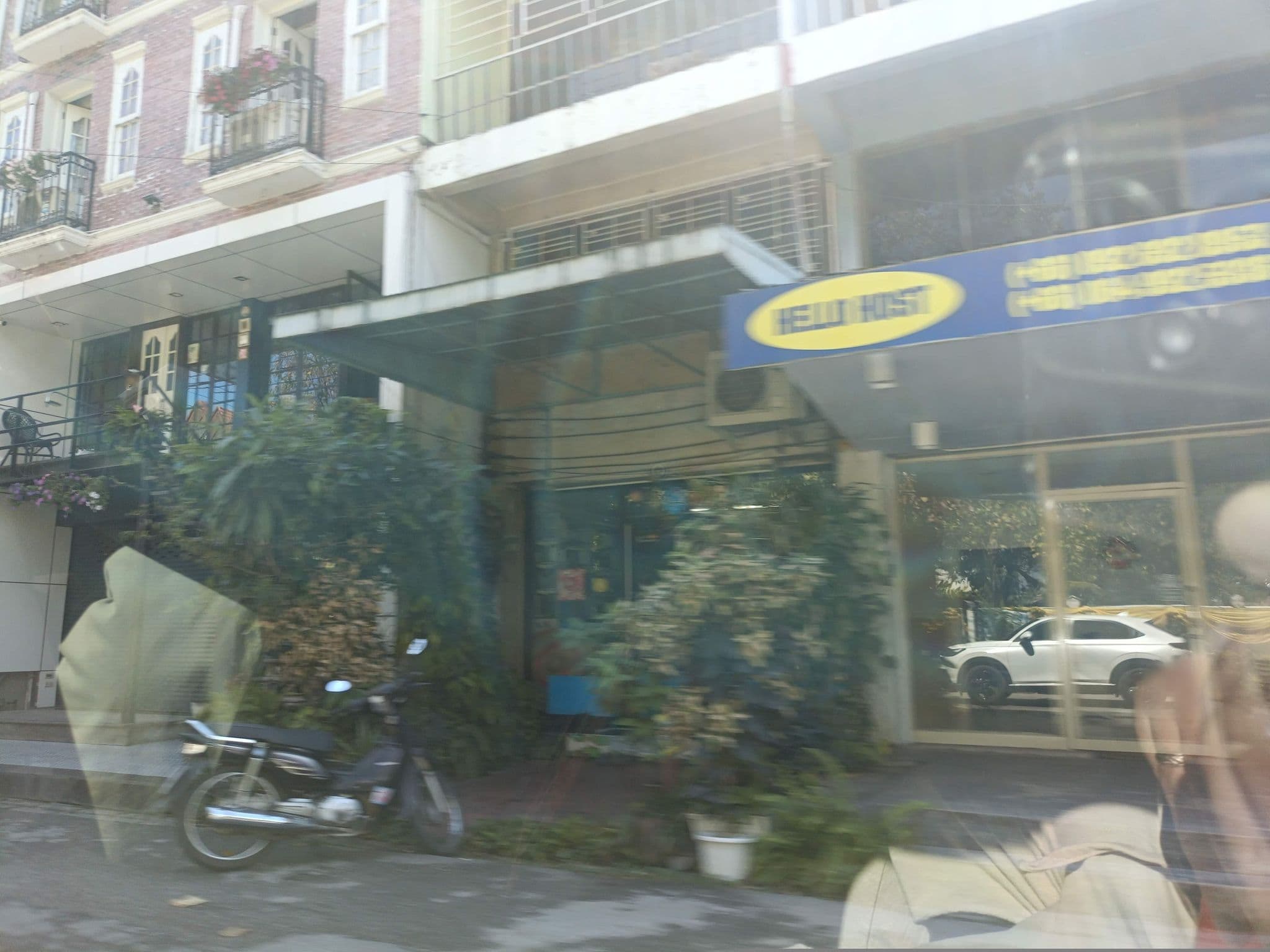 Street view near Villa de Hun, Chiang Mai