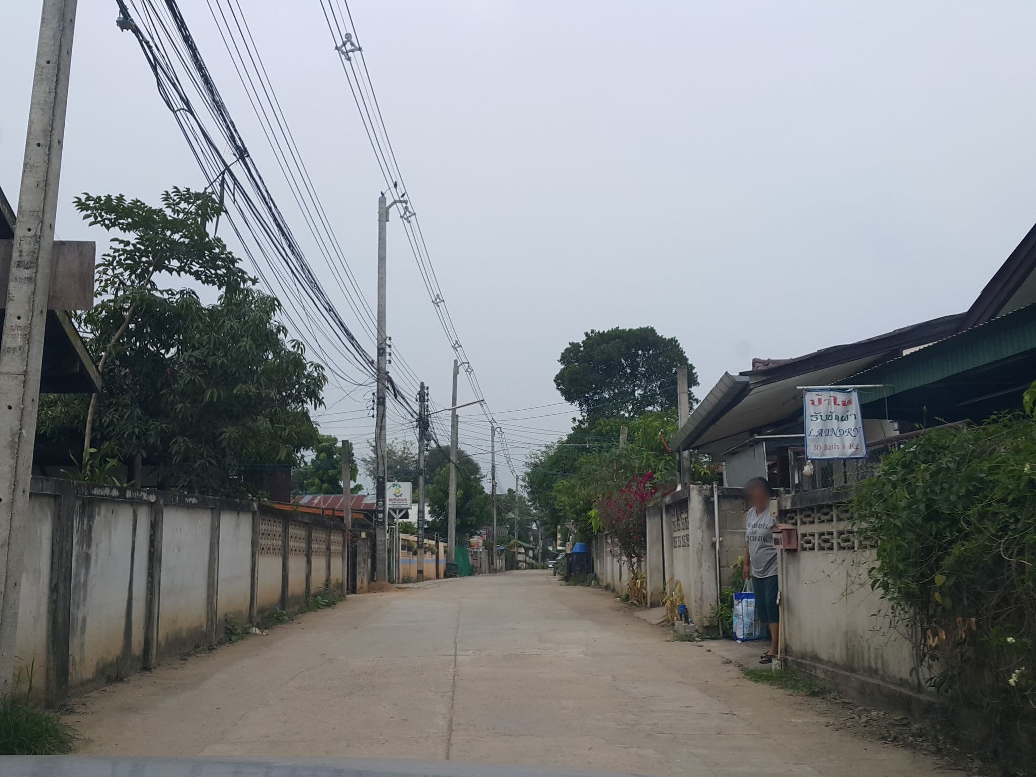 Street view near Mama Noi Hostel, Pai — © jrcarlsen (CC BY-SA · Mapillary)