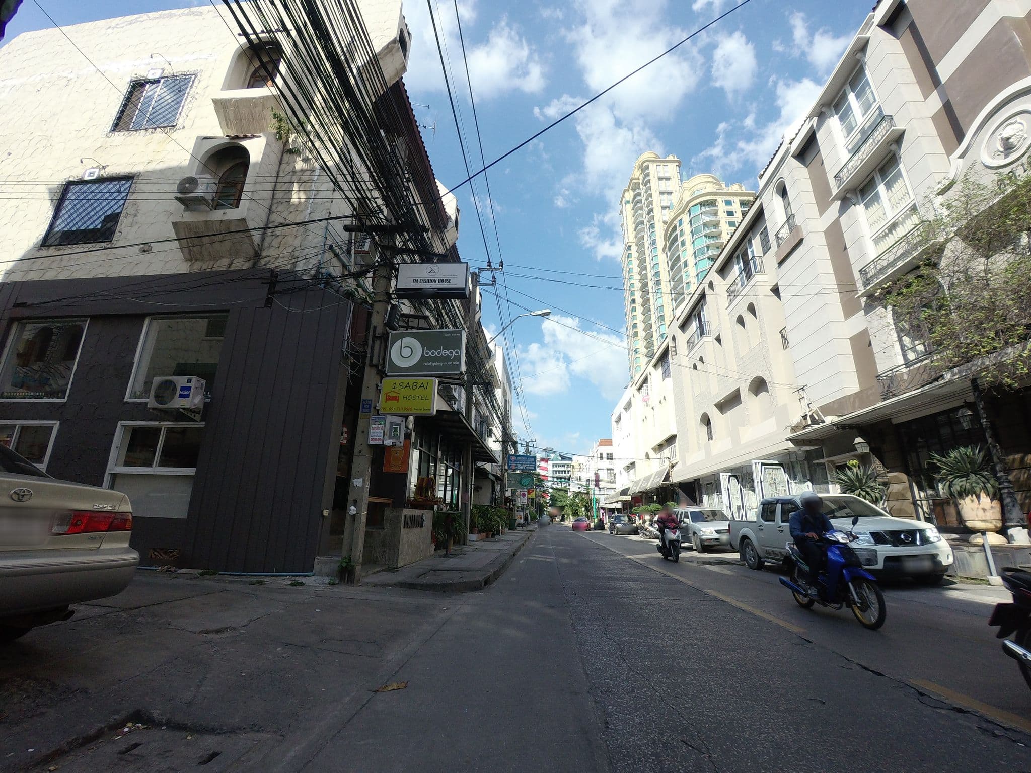 Street view near The Home BKK, Watthana
