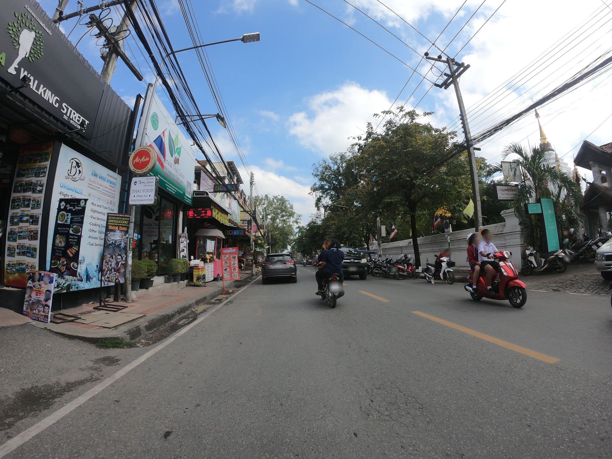 Street view near Lavana Hotel, Chiang Mai — © chanuwath_grab (CC BY-SA · Mapillary)