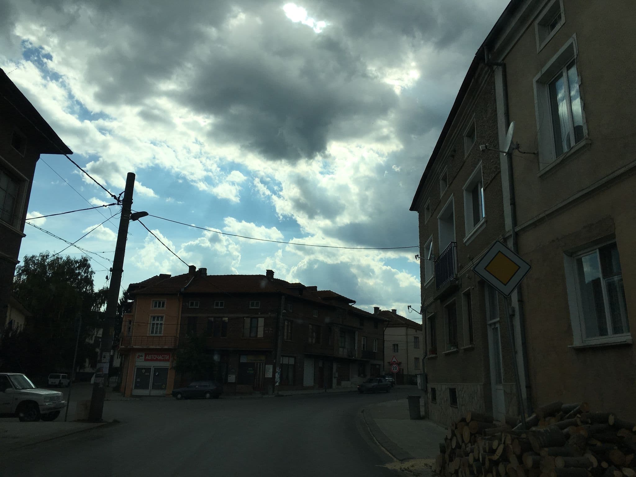 Street view near Guesthouse Batak, Batak — © rerex (CC BY-SA · Mapillary)