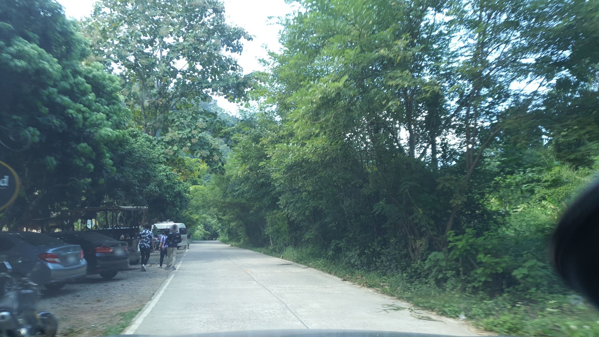 Street view near Aomkodkhao Camping, Ban Mae Waen — © jrcarlsen (CC BY-SA · Mapillary)