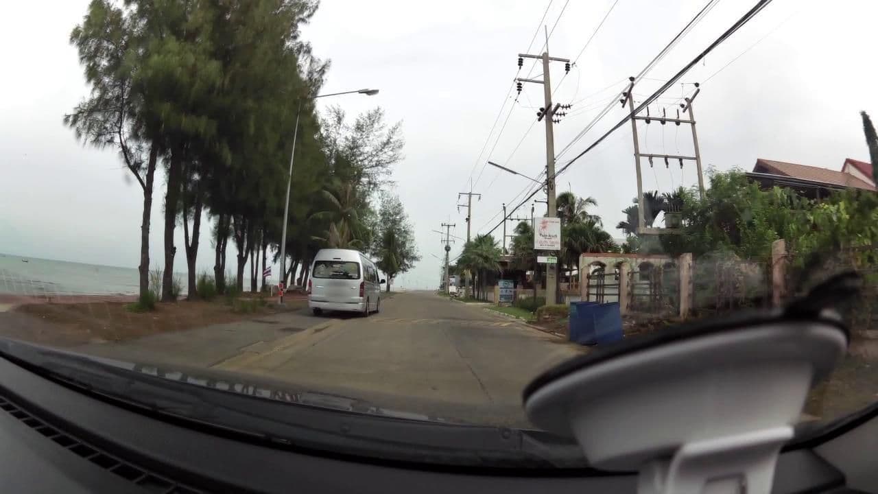 Street view near Palm Beach Resort, Pran Buri — © rariyaso (CC BY-SA · Mapillary)