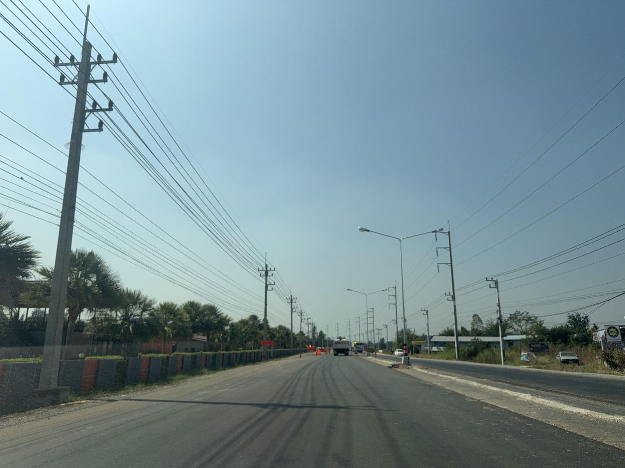 Street view near Chyada Resort, Huai Khot — © kasidetma (CC BY-SA · Mapillary)