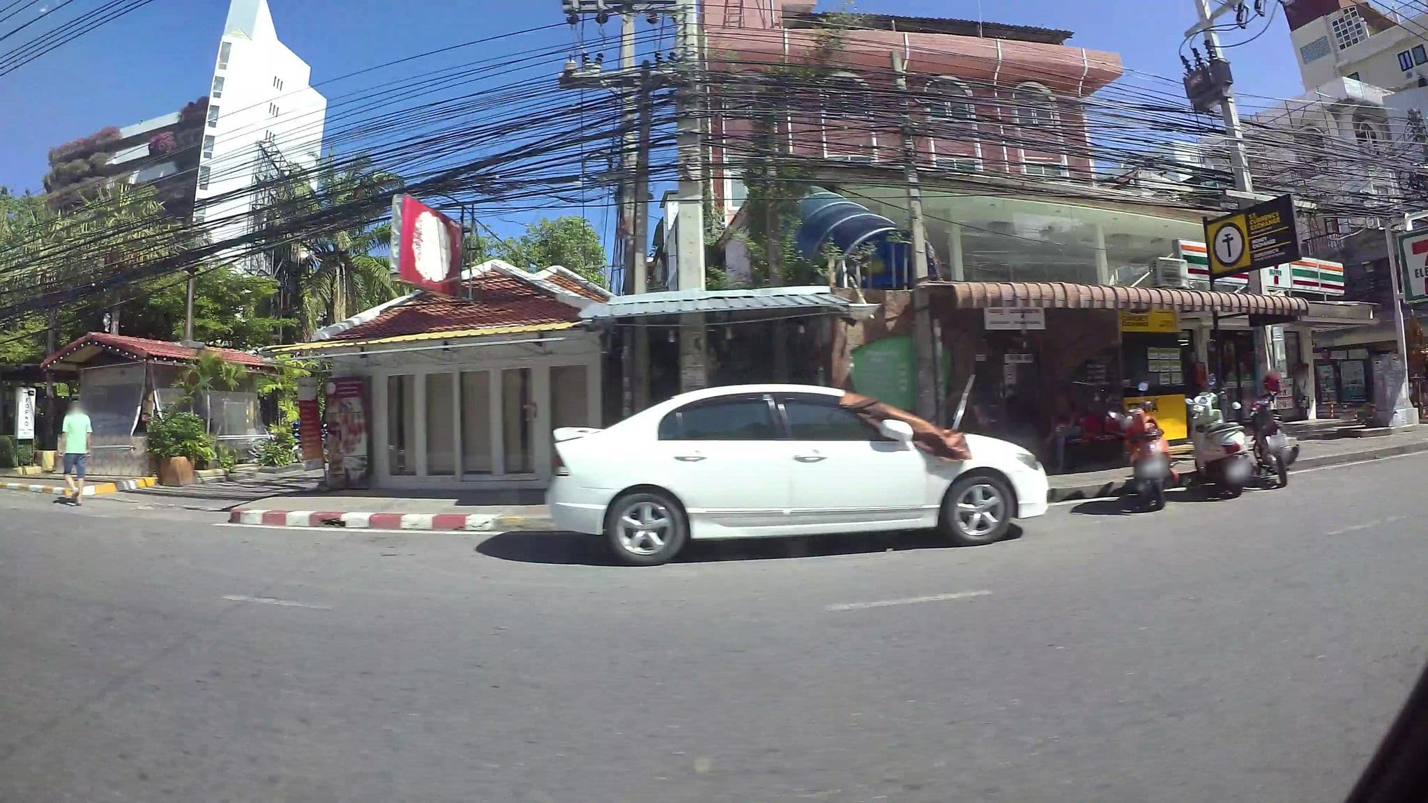 Street view near Jurockotel, Pattaya — © kaart_3 (CC BY-SA · Mapillary)