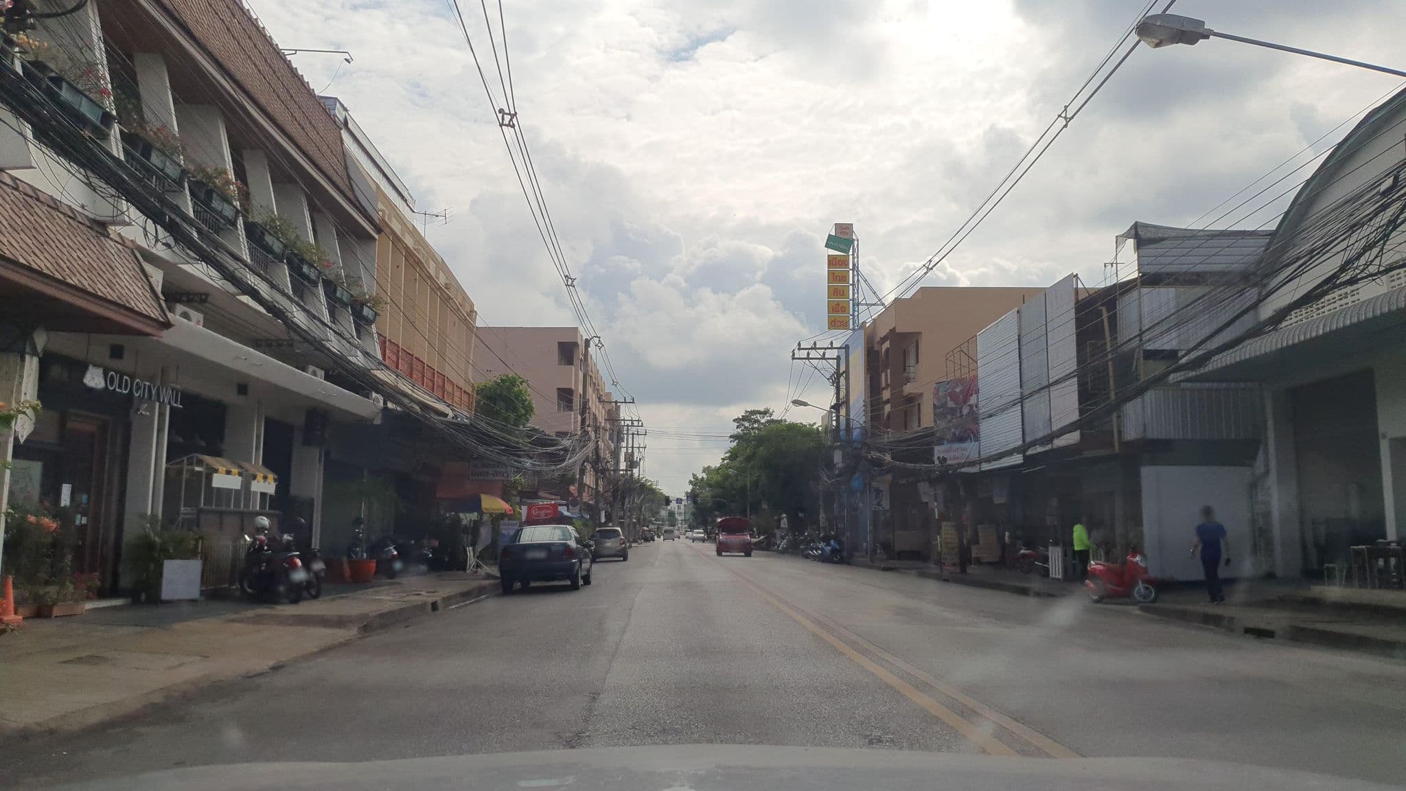 Street view near The Old City Wall Inn, Chiang Mai
