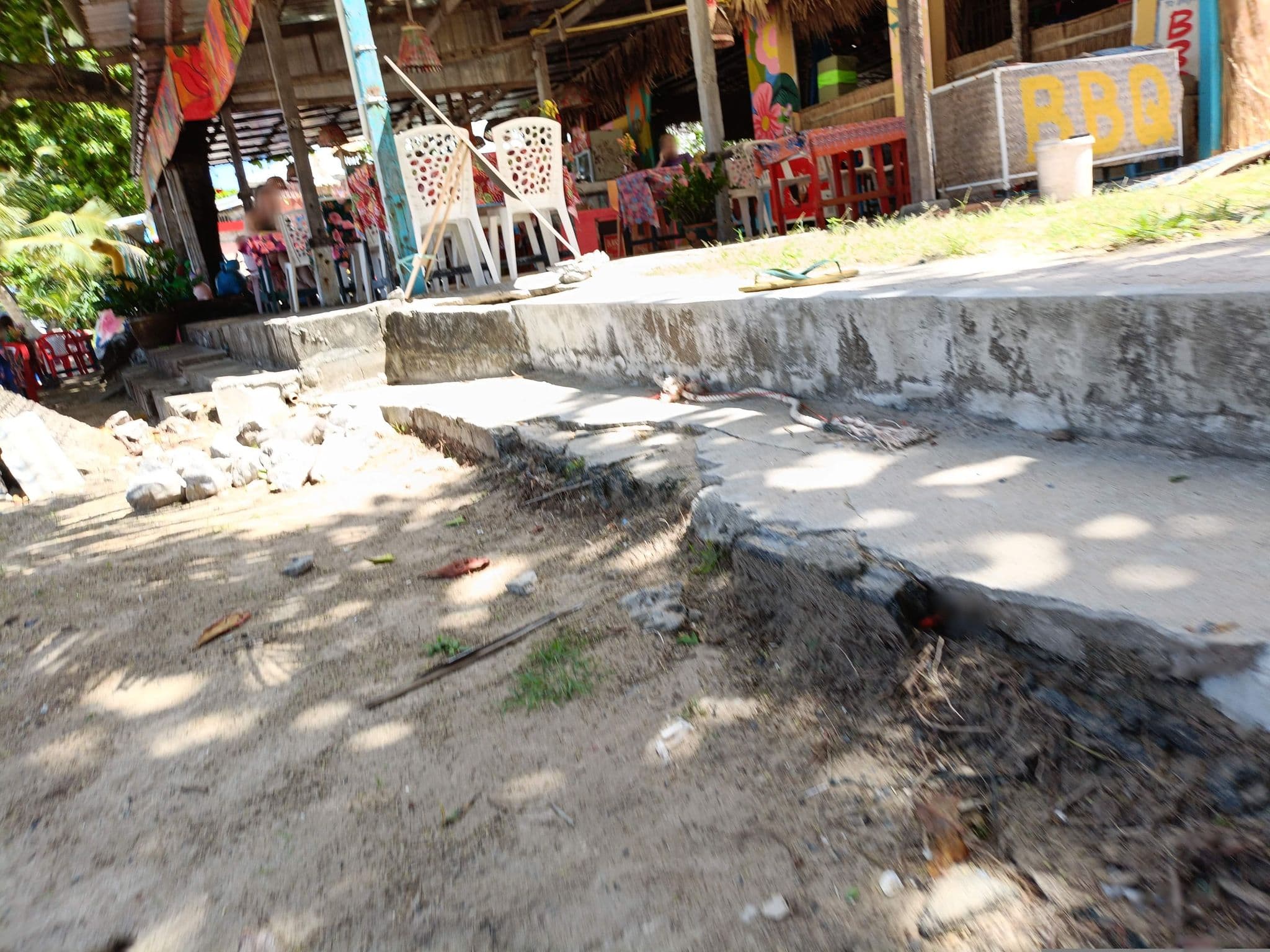 Street view near Cha-ba Lanta resort & bungalows, Saladan